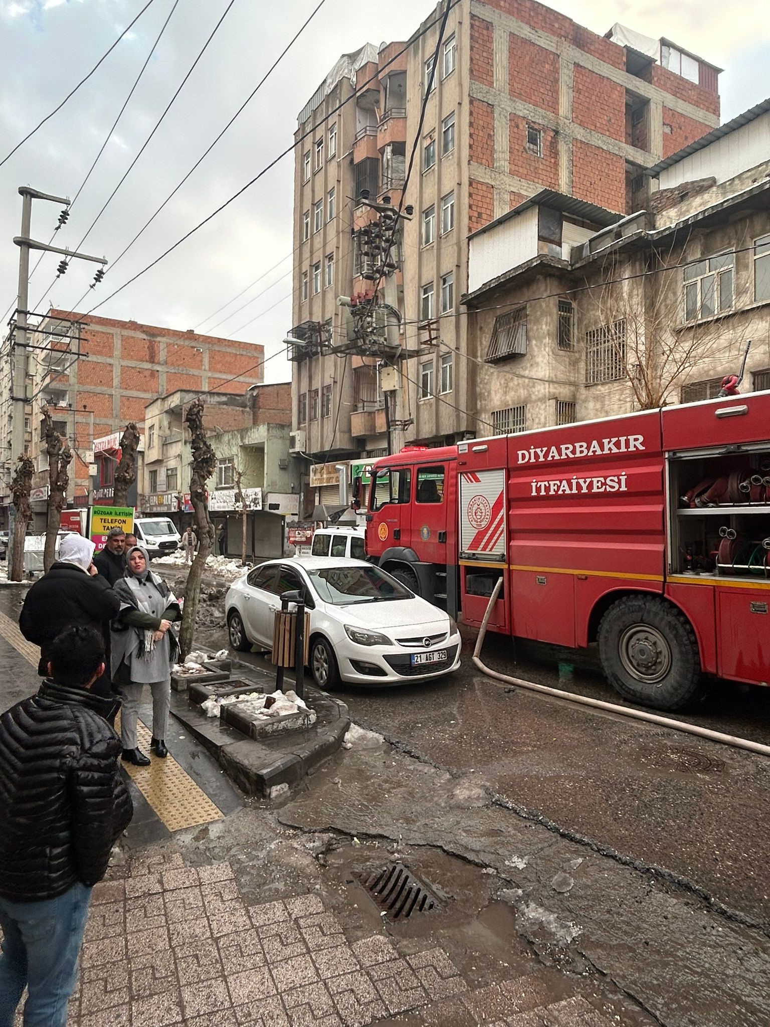 Güvercin Otelinde Yangın Faciası! 100’Den Fazla Can Telef Oldu (2)