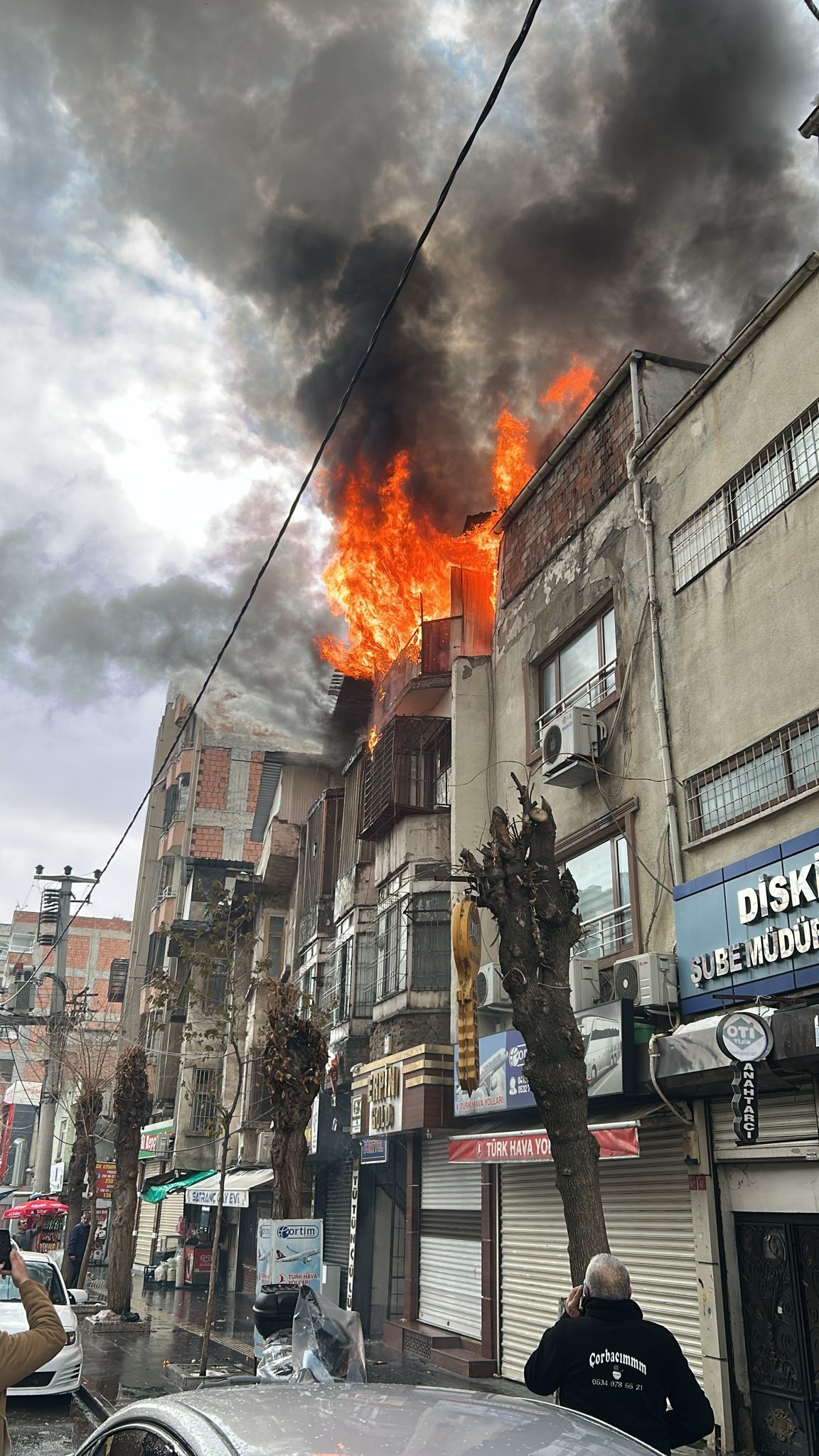 Güvercin Otelinde Yangın Faciası! 100’Den Fazla Can Telef Oldu (4)