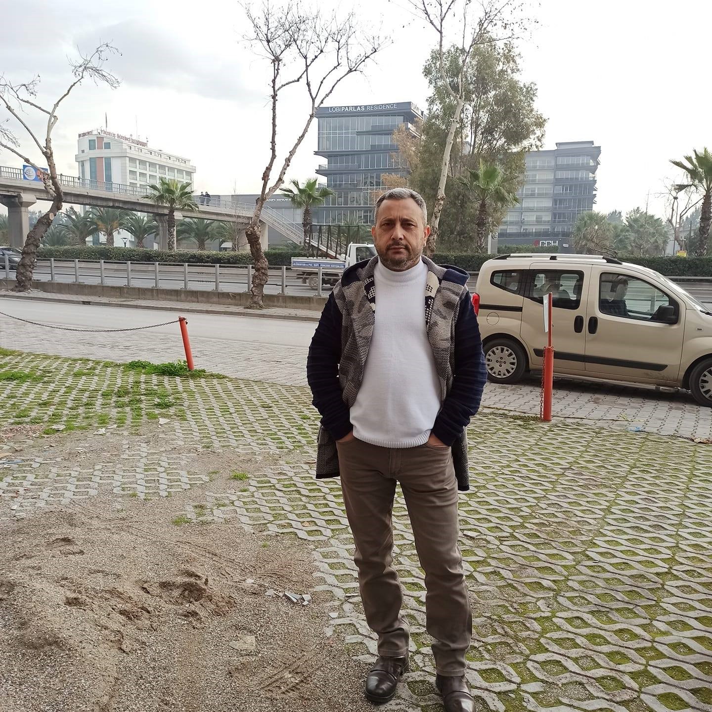 Hayata Tutunmak Icin Bir Karaciger Bekliyor Gazeteci Hasan Yildirim Donor Ariyor (3)