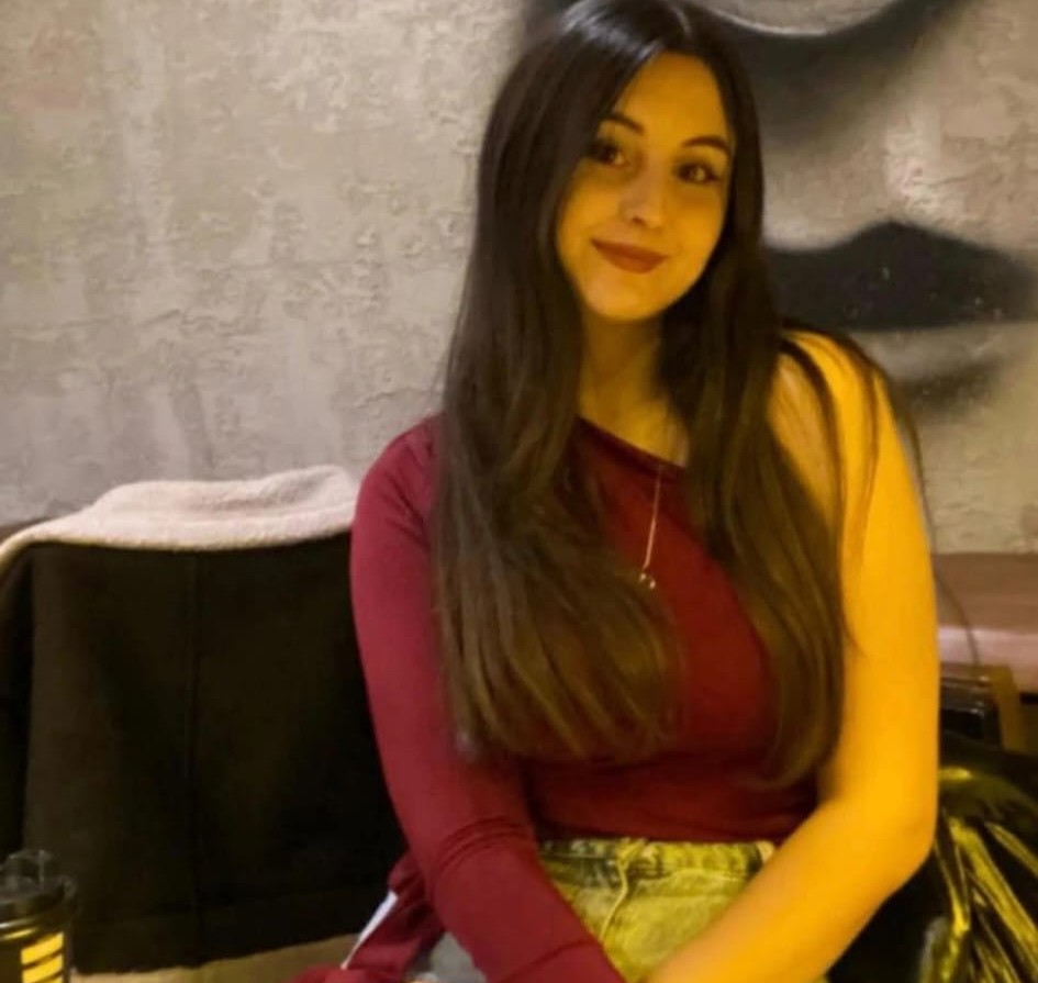 Henuz 19 Yasindaydi Uc Kadin Arasinda Kanli Hesaplasma (7)