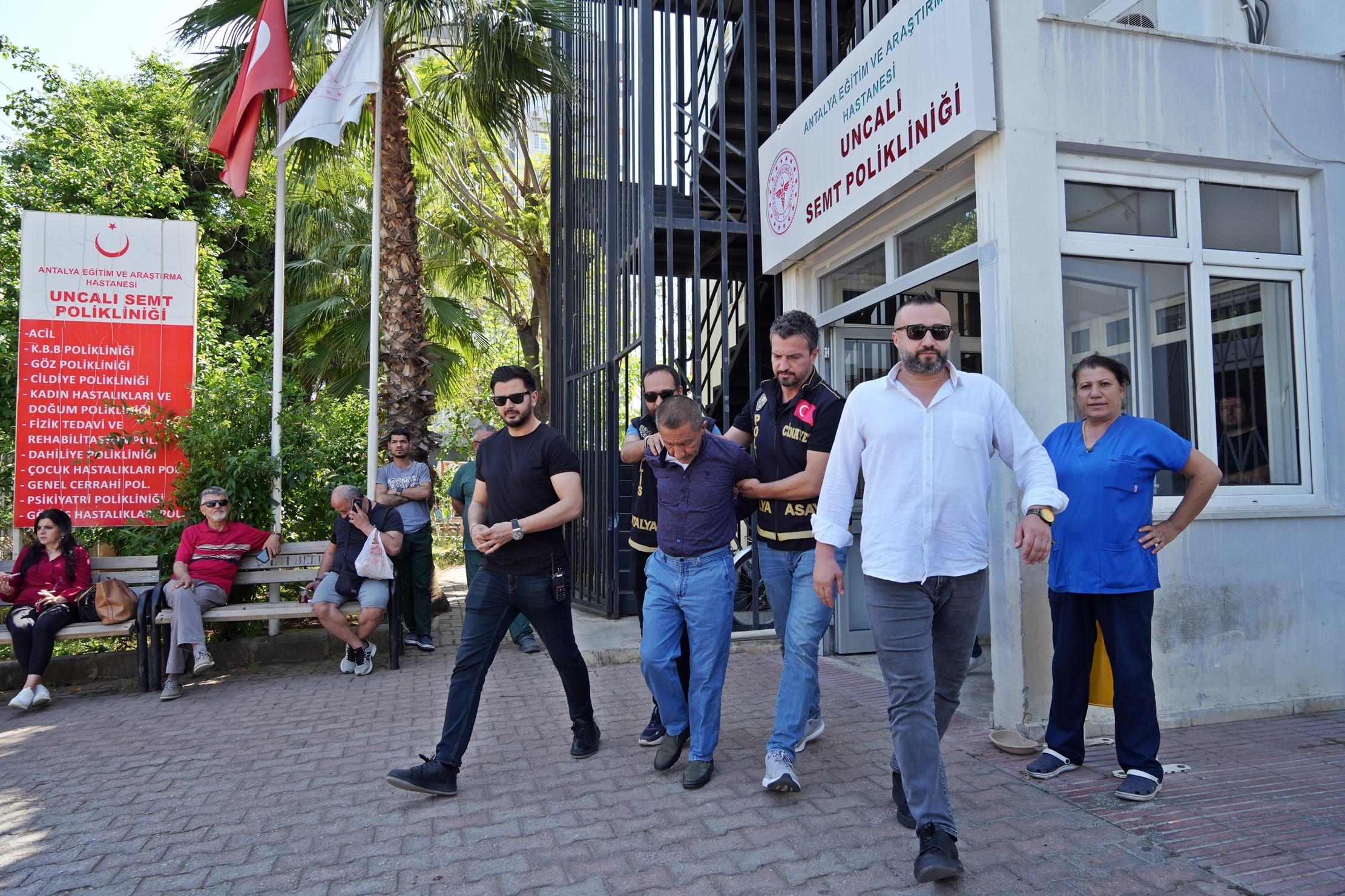 Huzurevinde Dehset Gecesi 3 Kisiyi Meyve Bicagiyla Oldurdu (6)