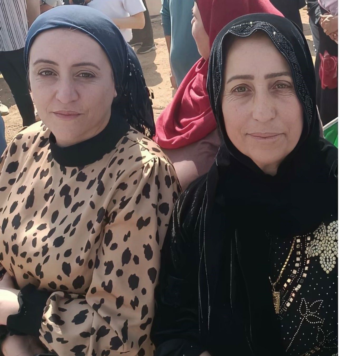 İki Kız Kardeş Evde Cansız Bulundu Cinayet Şüphelisi Yakalandı (2)