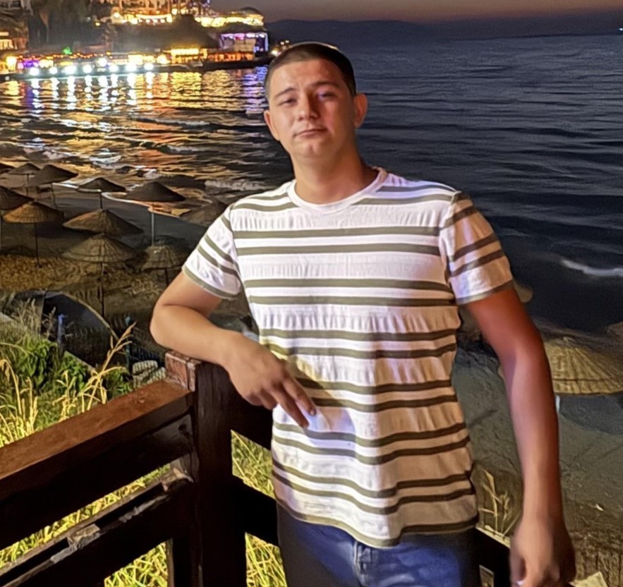 İlk Celpte Askere Gidecekti, 20 Yaşındaki Esnaf Iş Yerinde Ölü Bulundu (2)