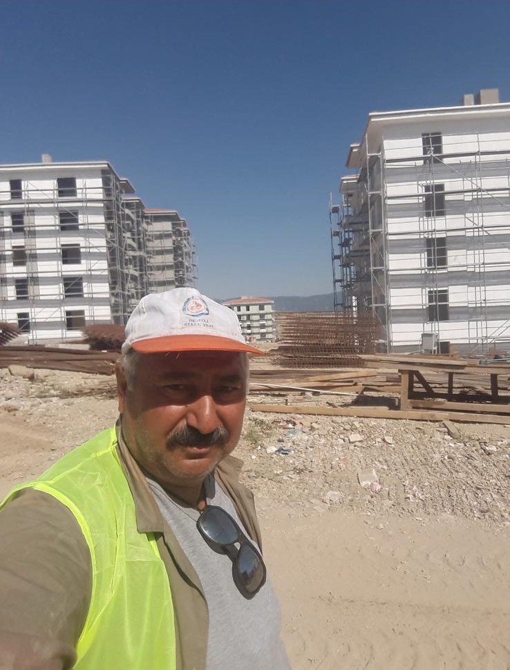 İnşaatın 5. Katından Asansör Boşluğuna Düştü! 55 Yaşındaki Işçi Korkunç Şekilde Can Verdi (2)