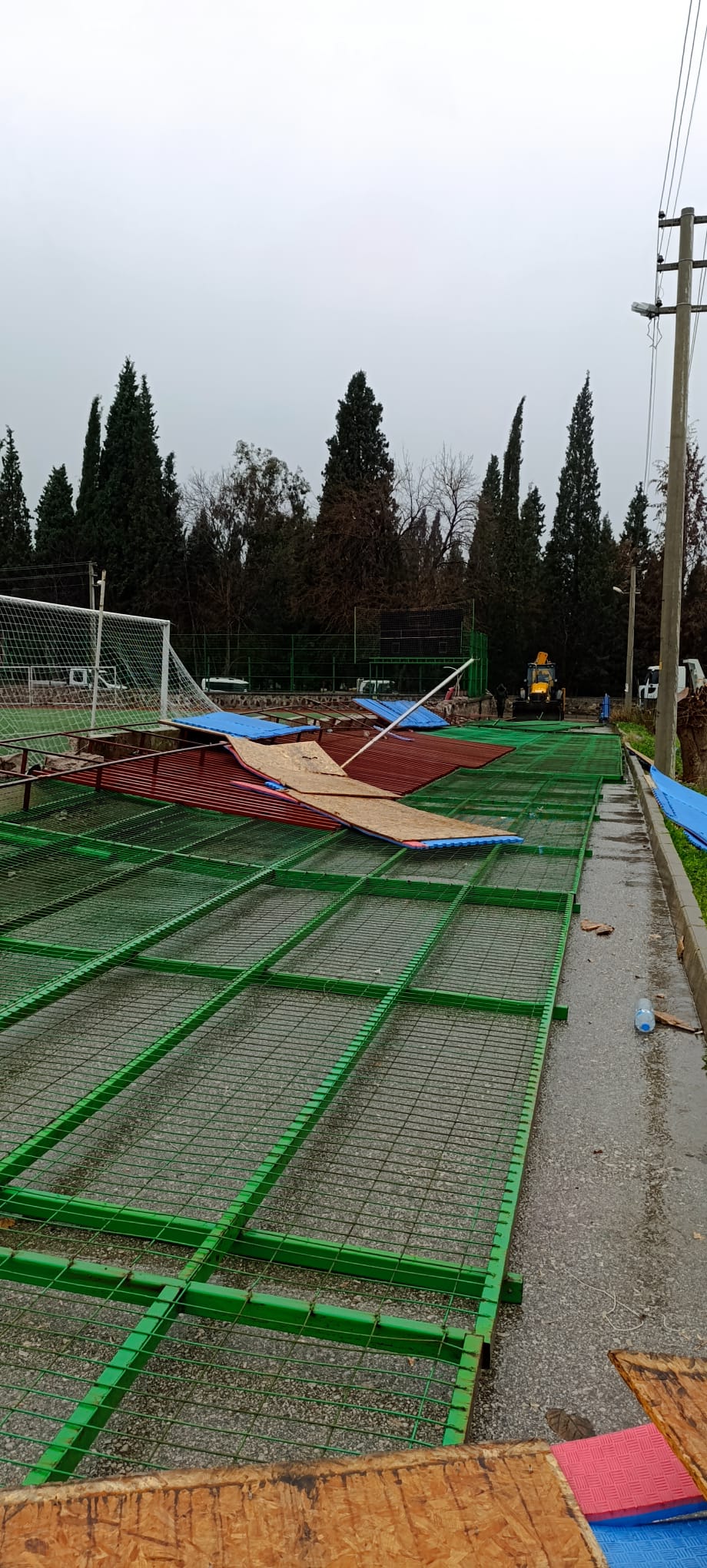 Ismail Dogan Erdinc Stadinin Kale Arkasi Duvari Devildi (2)