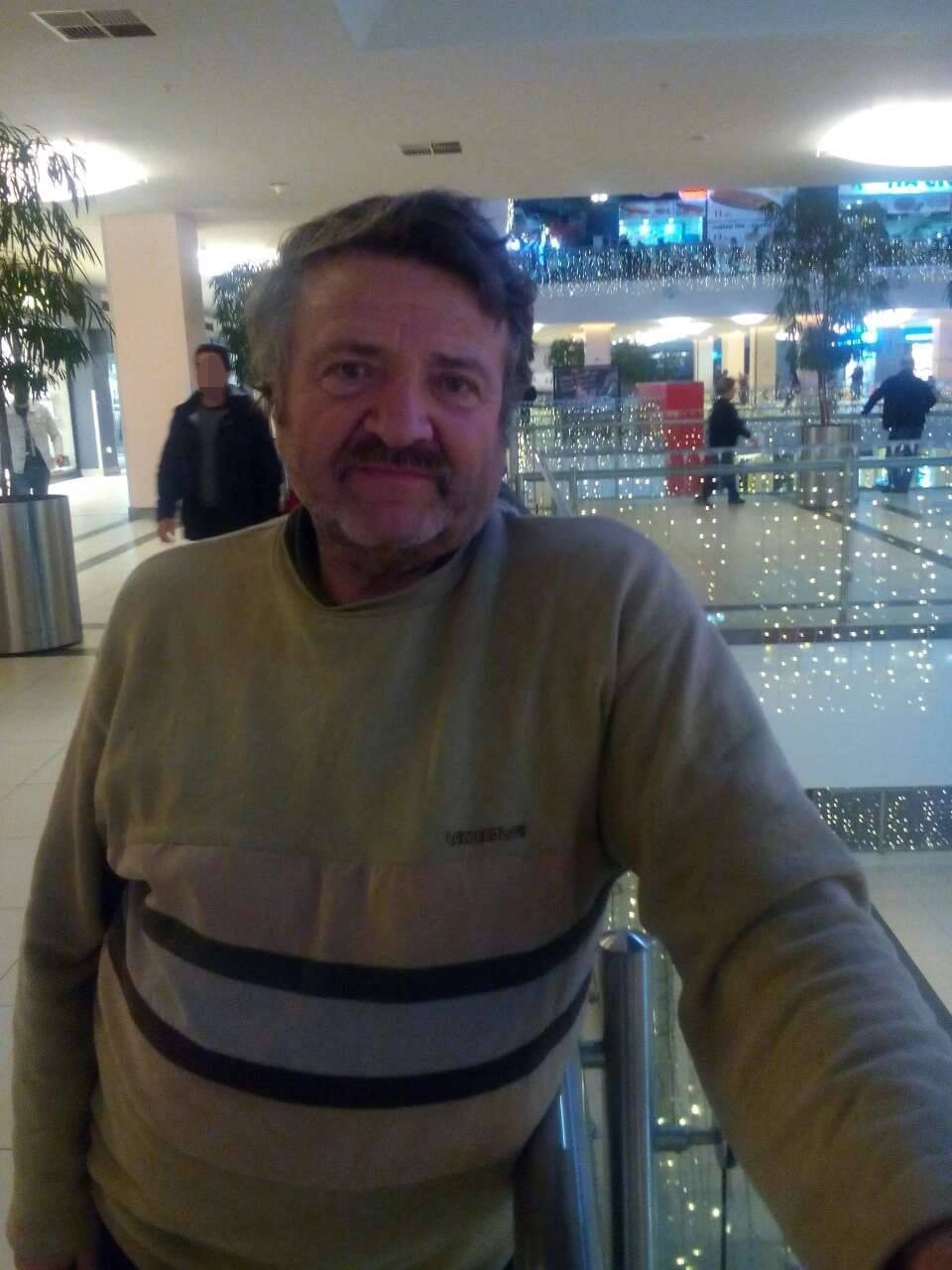 Kapi Acildi Aci Olay Ortaya Cikti Evinde Olu Bulundu (2)