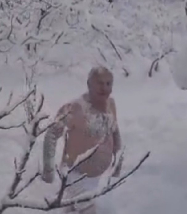 Kar Keyfi Sinir Tanimadi 40 Santim Karda Yuzdu (2)