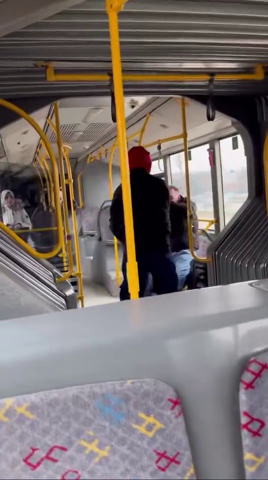 Komutanima Bicak Cekmisti Dedi Gercek Bambaska Cikti (3)