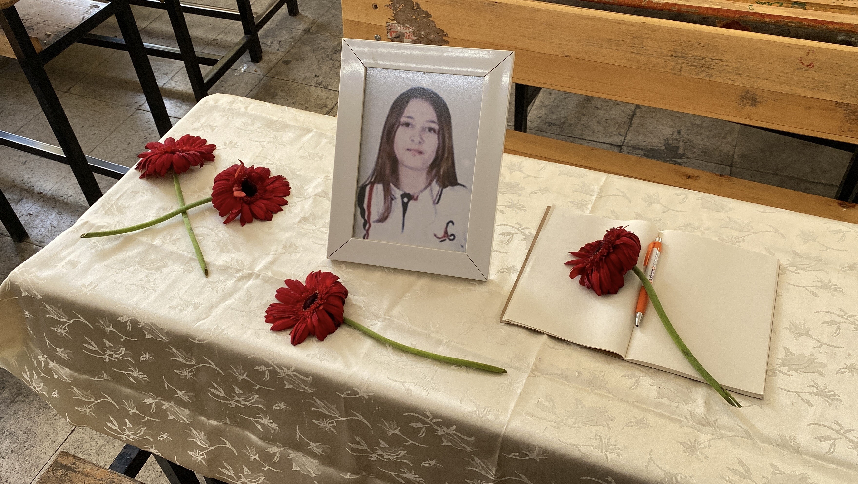 Korkunç Kazada Hayatını Kaybetti! Sınıf Arkadaşlarından Yürek Yakan Veda (9)