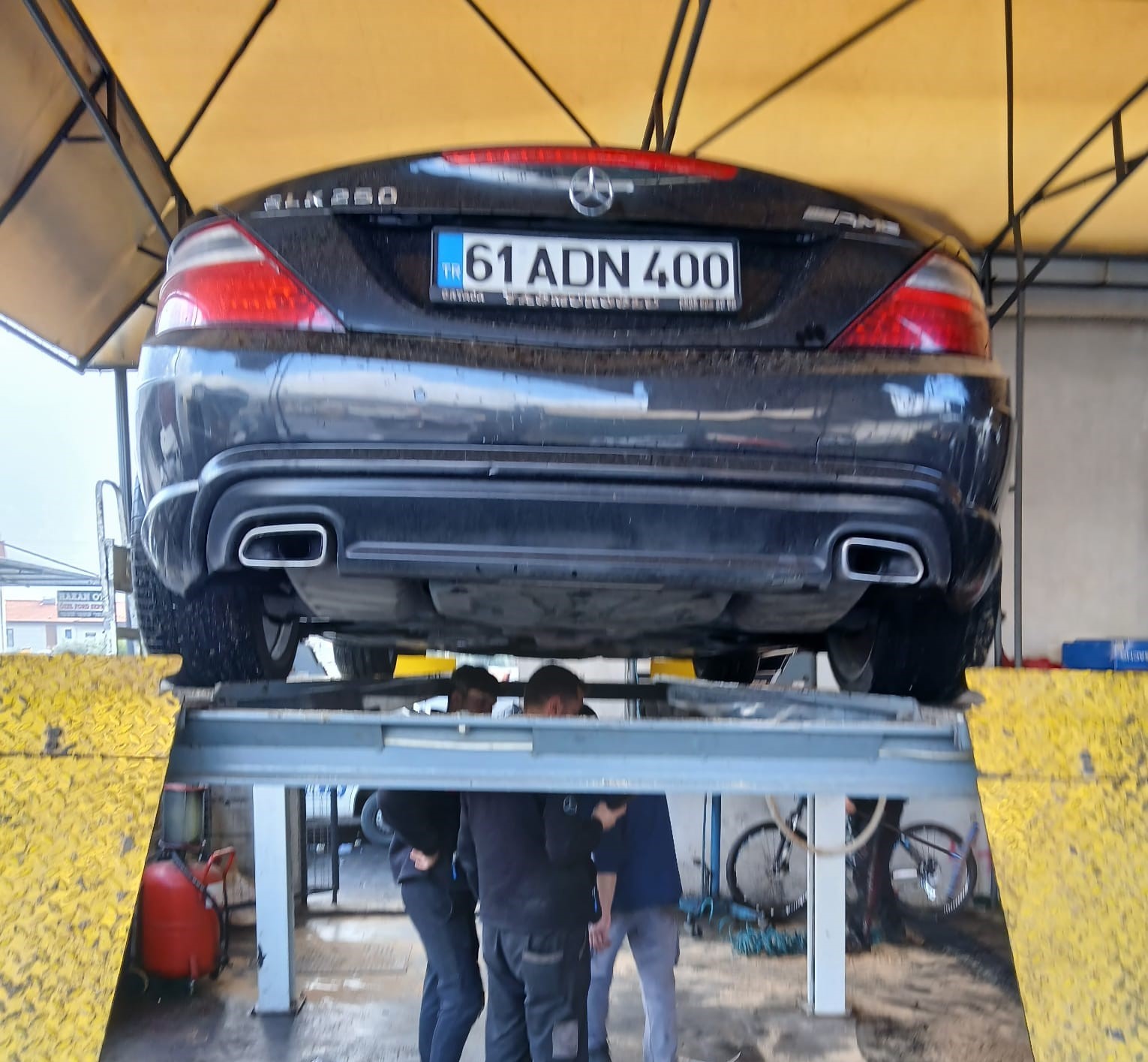 Kucucuk Bir Ariza Lambasiyla Basladi Tamiri Bir Araba Parasina Patladi (2)