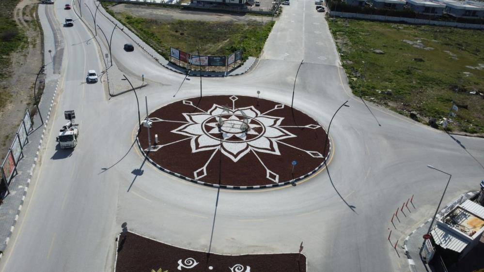 Kurakcil Peyzajla Buyuk Tasarruf Manisada 17 Milyon Tl Belediyede Kaldi (4)