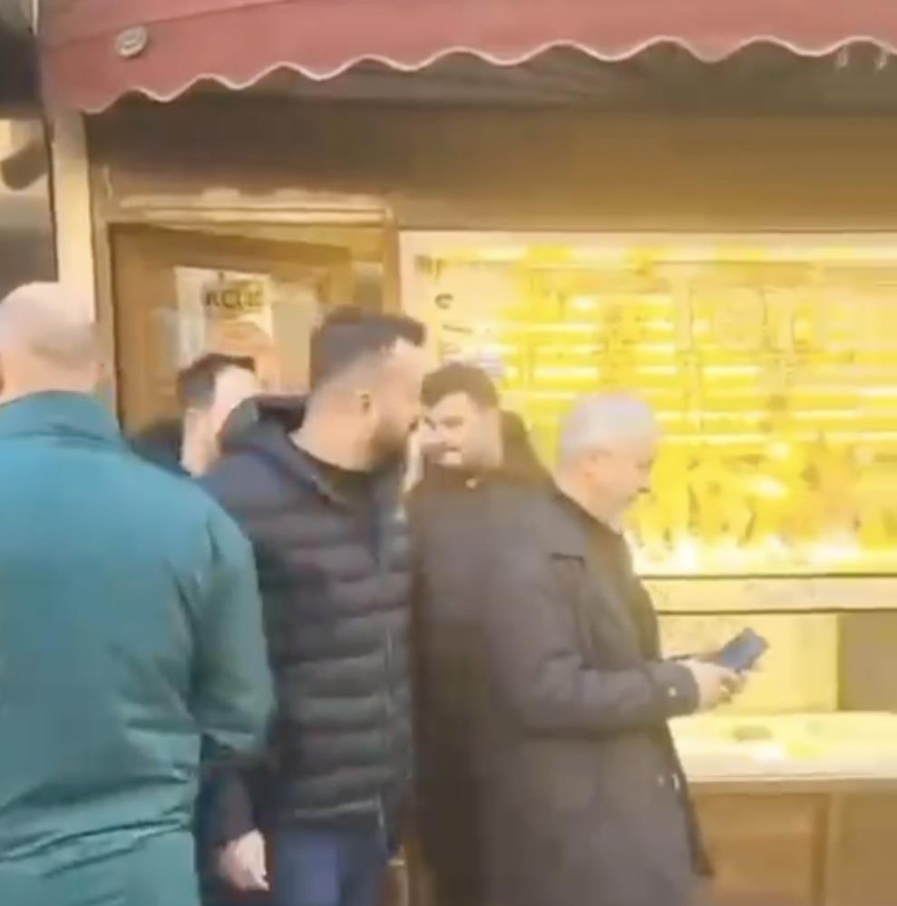 Kuyumcuda Buyuk Vurgun Iddiasi Baba Tutuklandi Ogul Serbest (2)