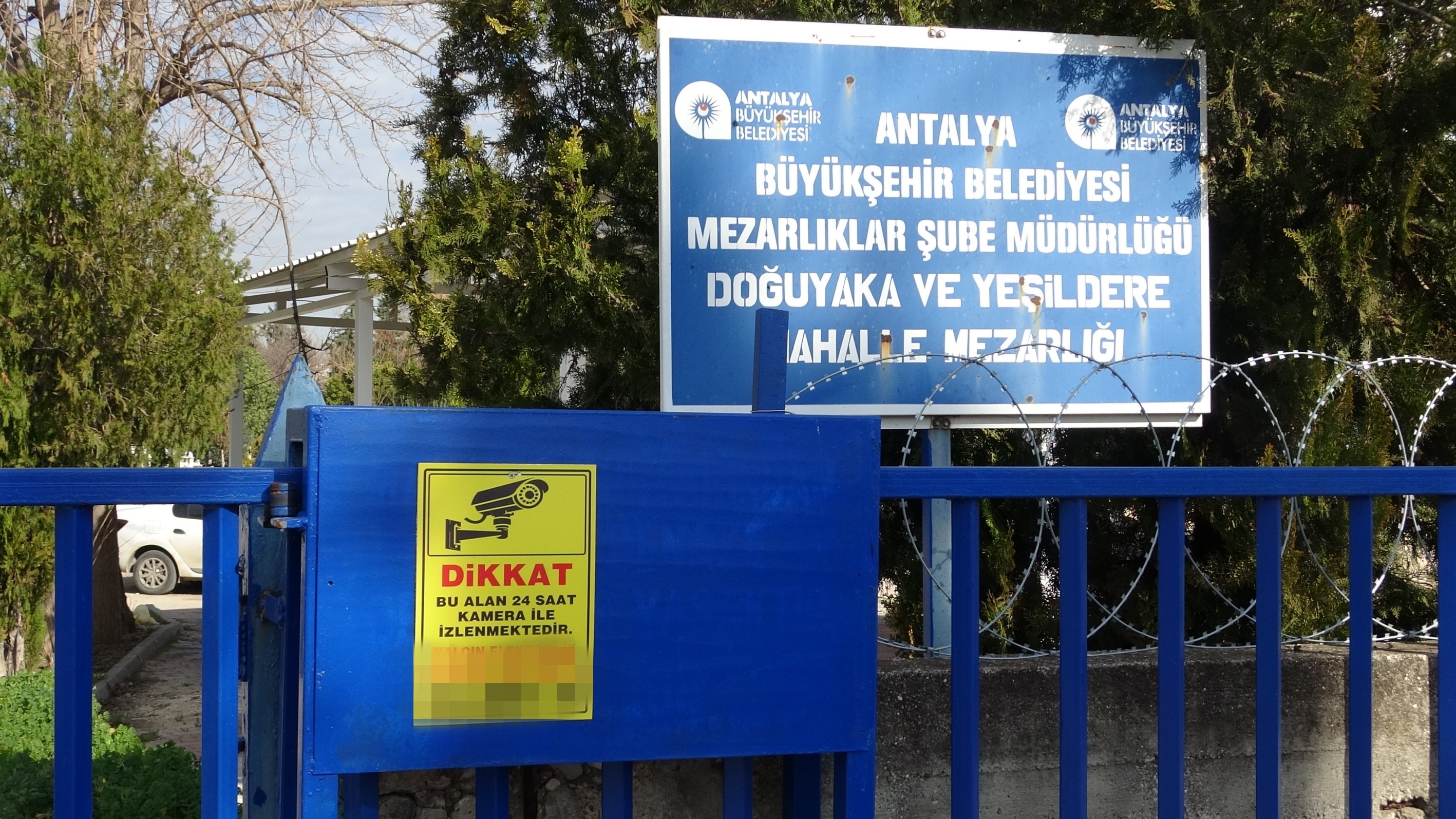Mezarlıkta Uyuşturucu Dehşeti! Torbacılar Mezarlığı Mesken Tuttu (11)