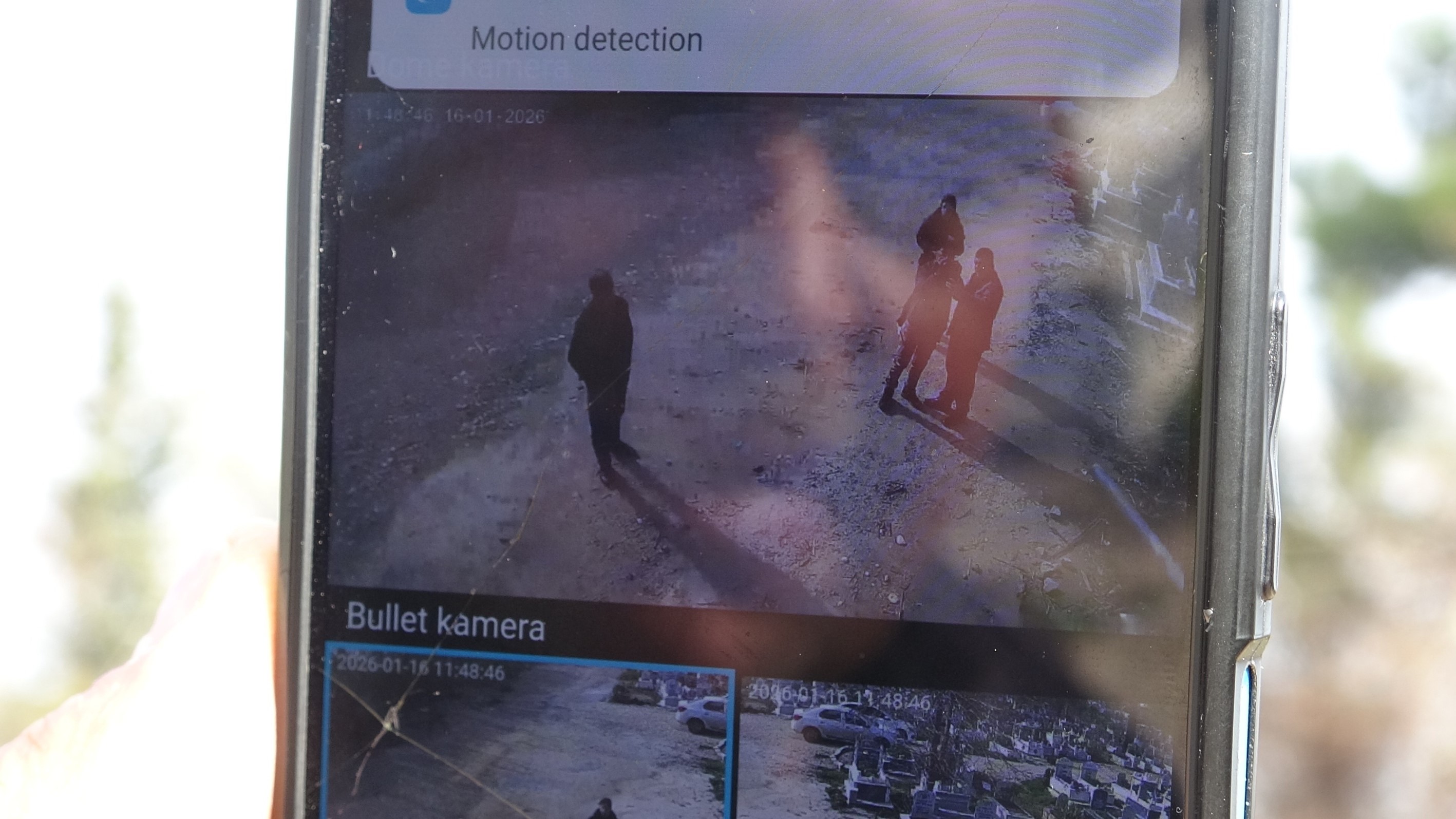 Mezarlıkta Uyuşturucu Dehşeti! Torbacılar Mezarlığı Mesken Tuttu (9)