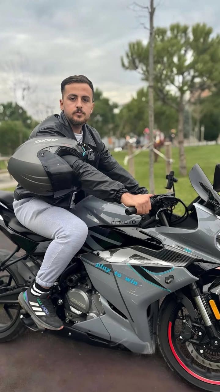 Motosikletini Kurtarmak Isterken Canından Oldu! Denize Düştü, Bir Daha Çıkamadı (4)