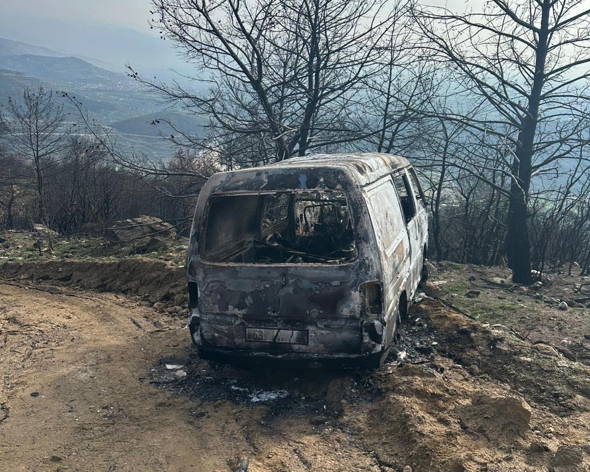 Ödemiş’te Şüpheli Ölüm Müteahhidin Yanmış Cesedi Ormanda Bulundu (5)