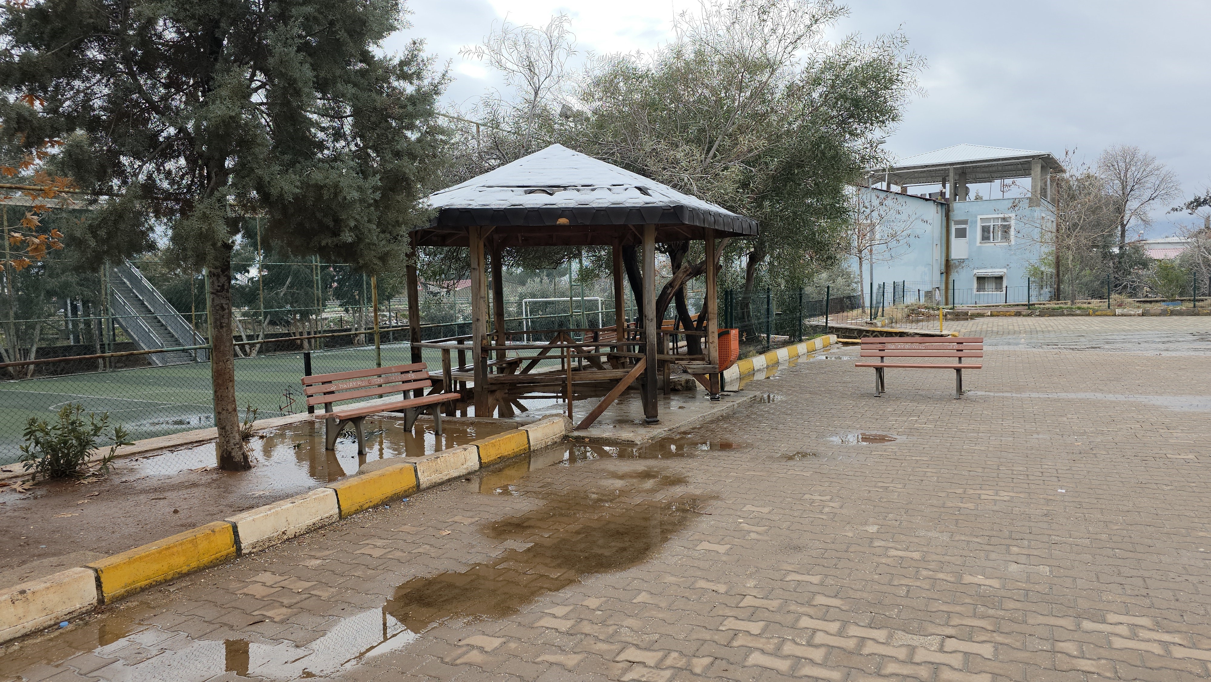 Okul Bahçesinde Kahreden Manzara! 17 Yaşındaki Çocuk Av Tüfeğiyle Vurulmuş Halde Bulundu (5)