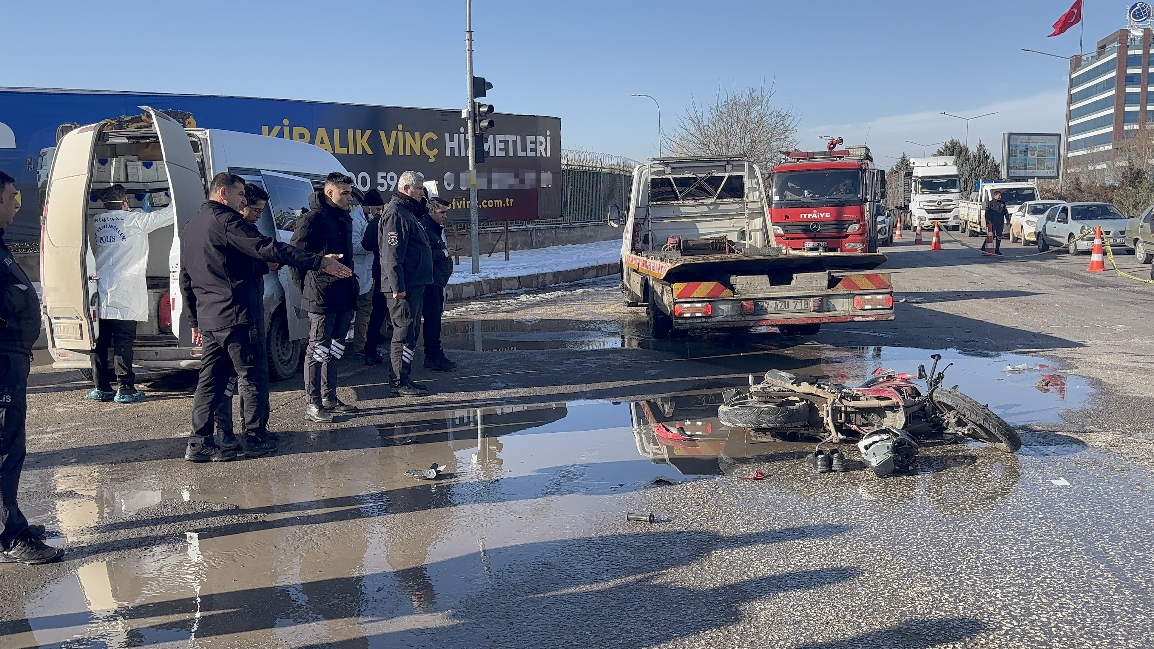 Organize Sanayi Bölgesi’nde Can Pazarı İş Makinesinin Altında Kalan Motosikletli Öldü (2)