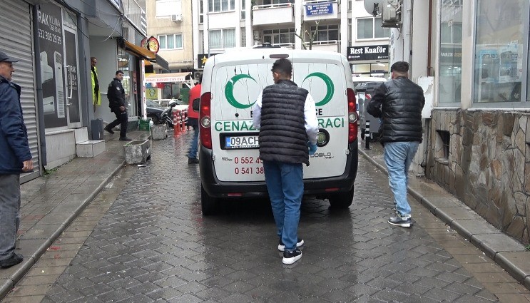 Sabah Saatlerinde Aci Son 91 Yasindaki Kadin Evinde Olu Bulundu (7)