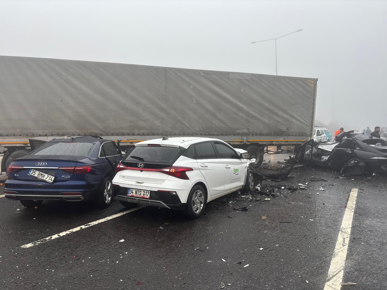 Sabah Saatlerinde Felaket 10 Araçlık Kazada 2 Ölü, 10 Yaralı (7)