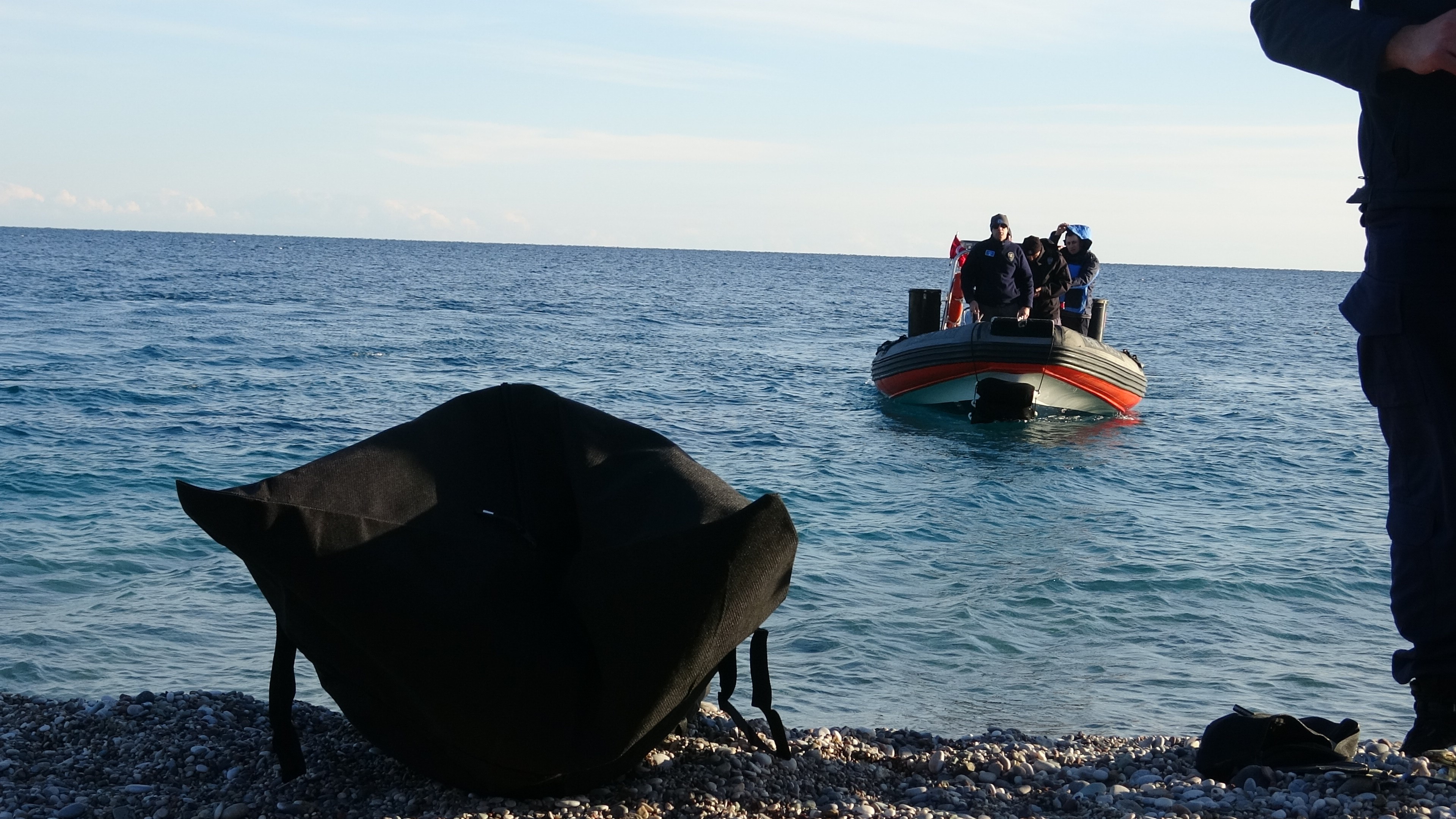 Sahilde Korku Dolu Anlar Balıkçıların Oltası Cesede Takıldı (8)