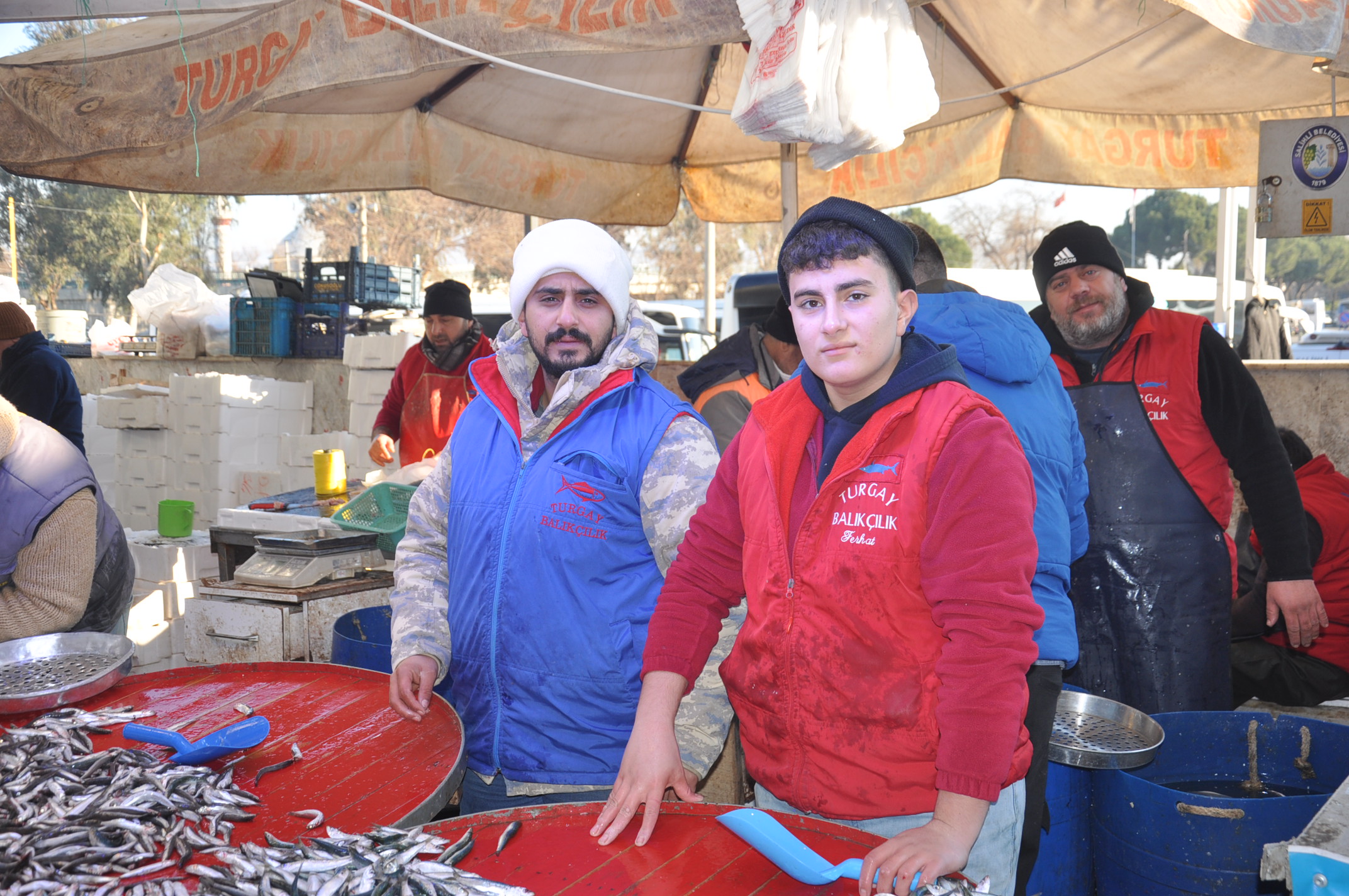 Salihli Carsamba Pazarinda Balik Fiyatlari Pazarin En Pahalisi Karides (8)