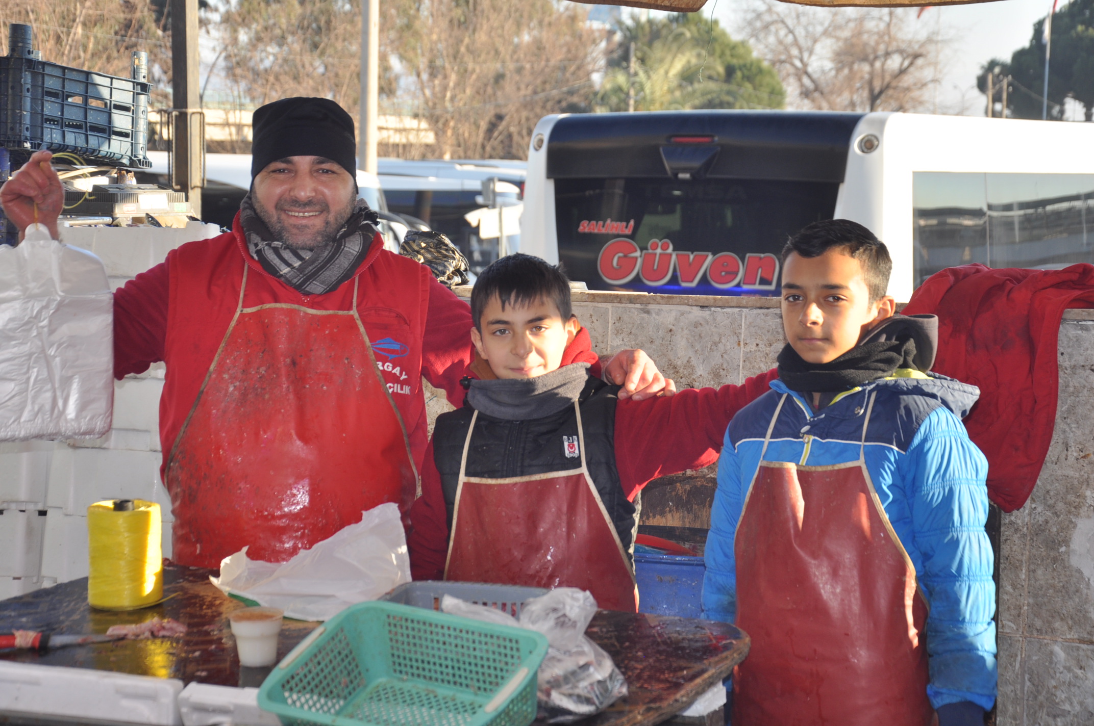 Salihli Carsamba Pazarinda Balik Fiyatlari Pazarin En Pahalisi Karides (9)