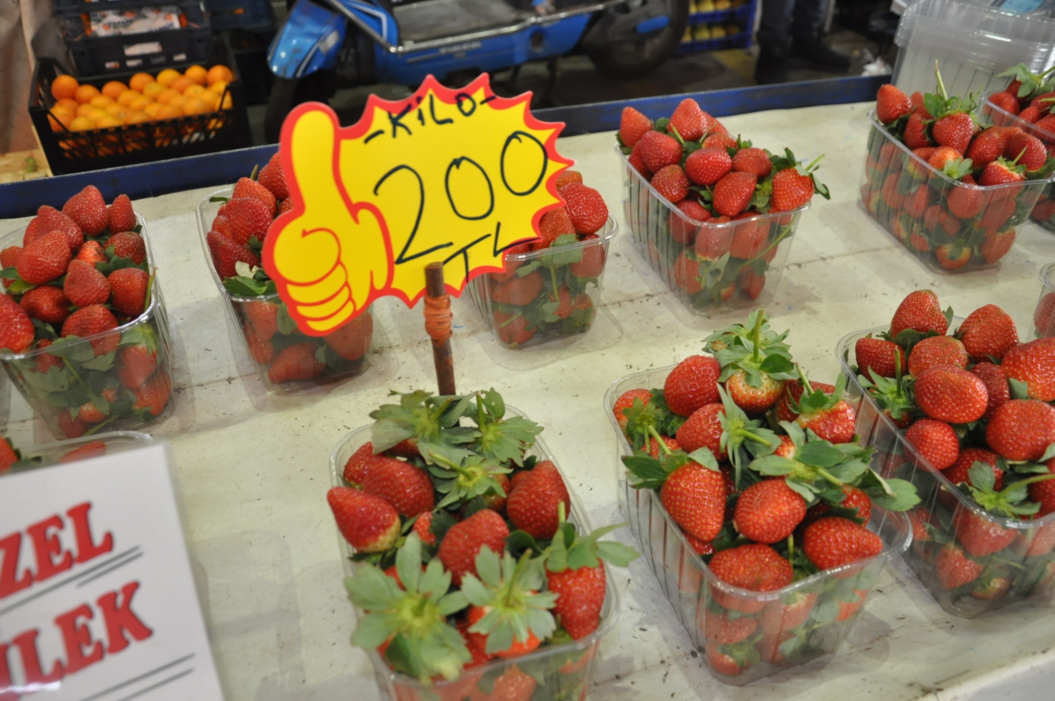 Salihli Icin Pazardaki Guncel Fiyatlar 7 Aralik Carsamba Pazarin En Palasi Cilek (15)