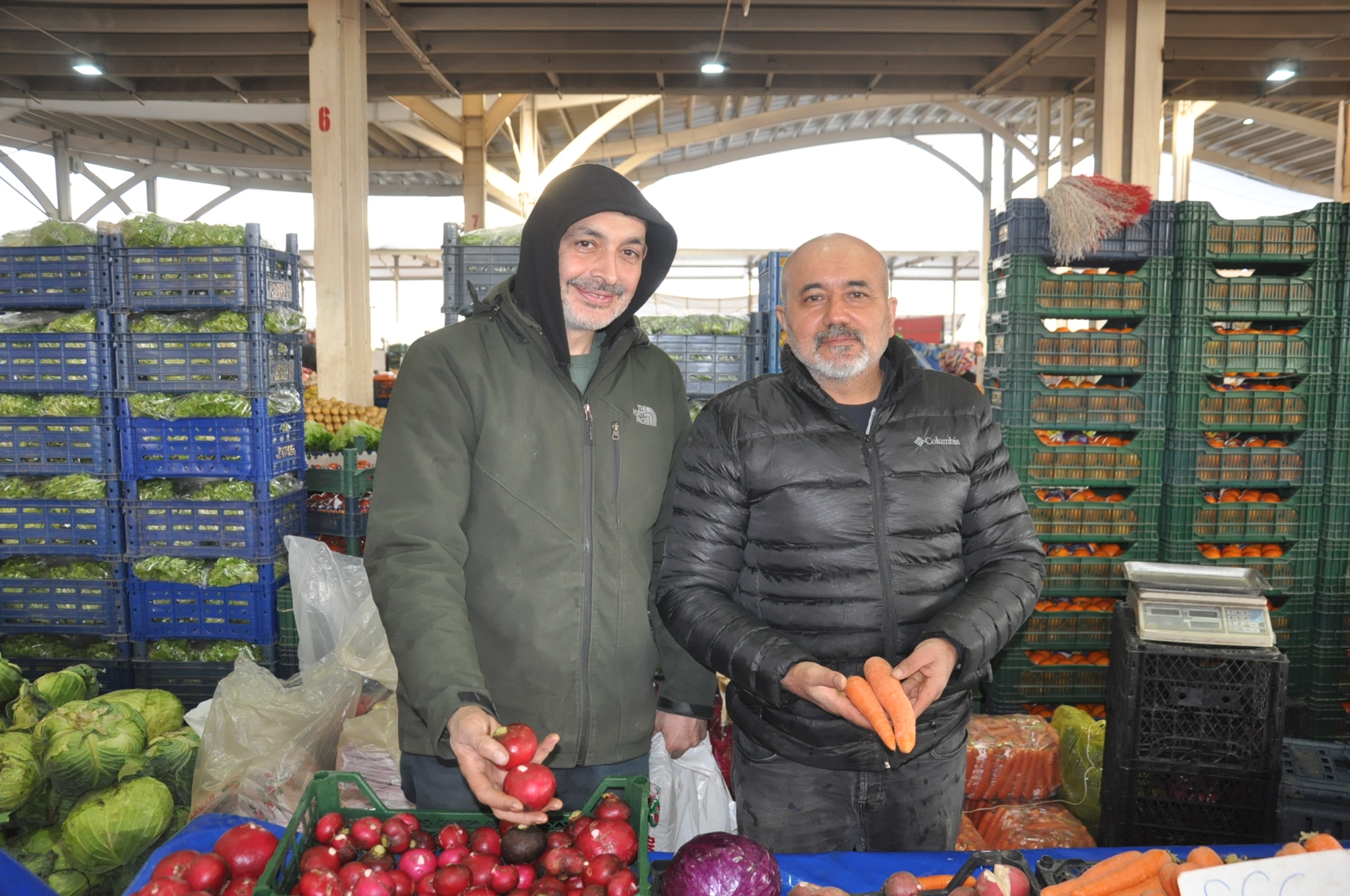 Salihli Icin Pazardaki Guncel Fiyatlar 7 Aralik Carsamba Pazarin En Palasi Cilek (18)