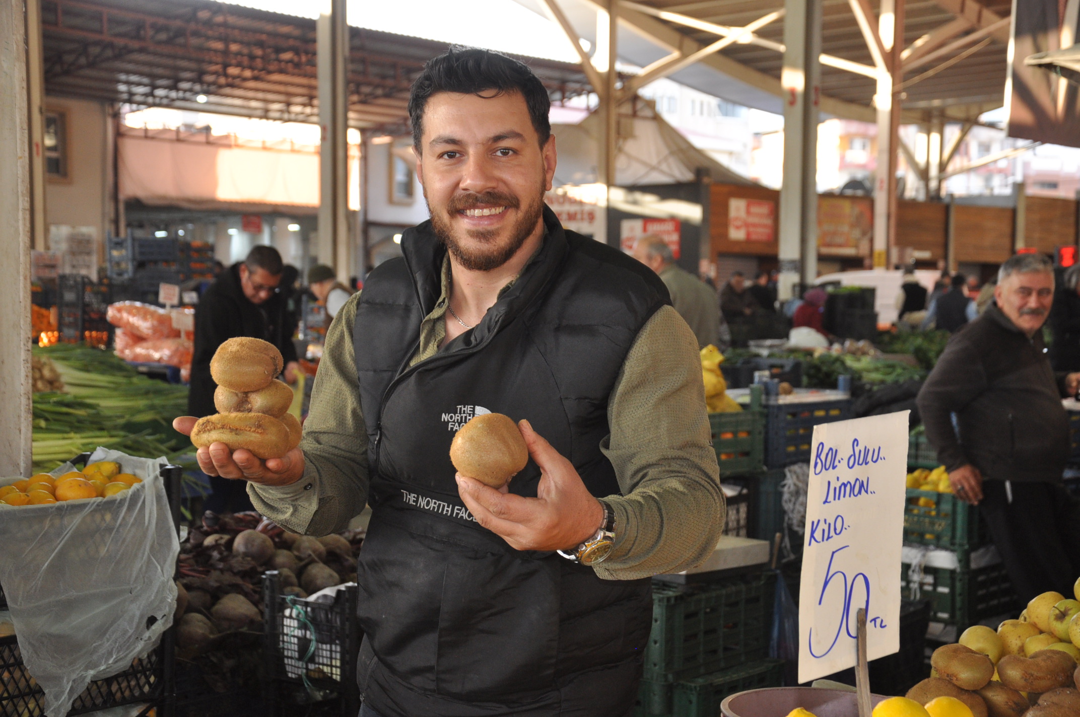 Salihli Icin Pazardaki Guncel Fiyatlar 7 Aralik Carsamba Pazarin En Palasi Cilek (19)