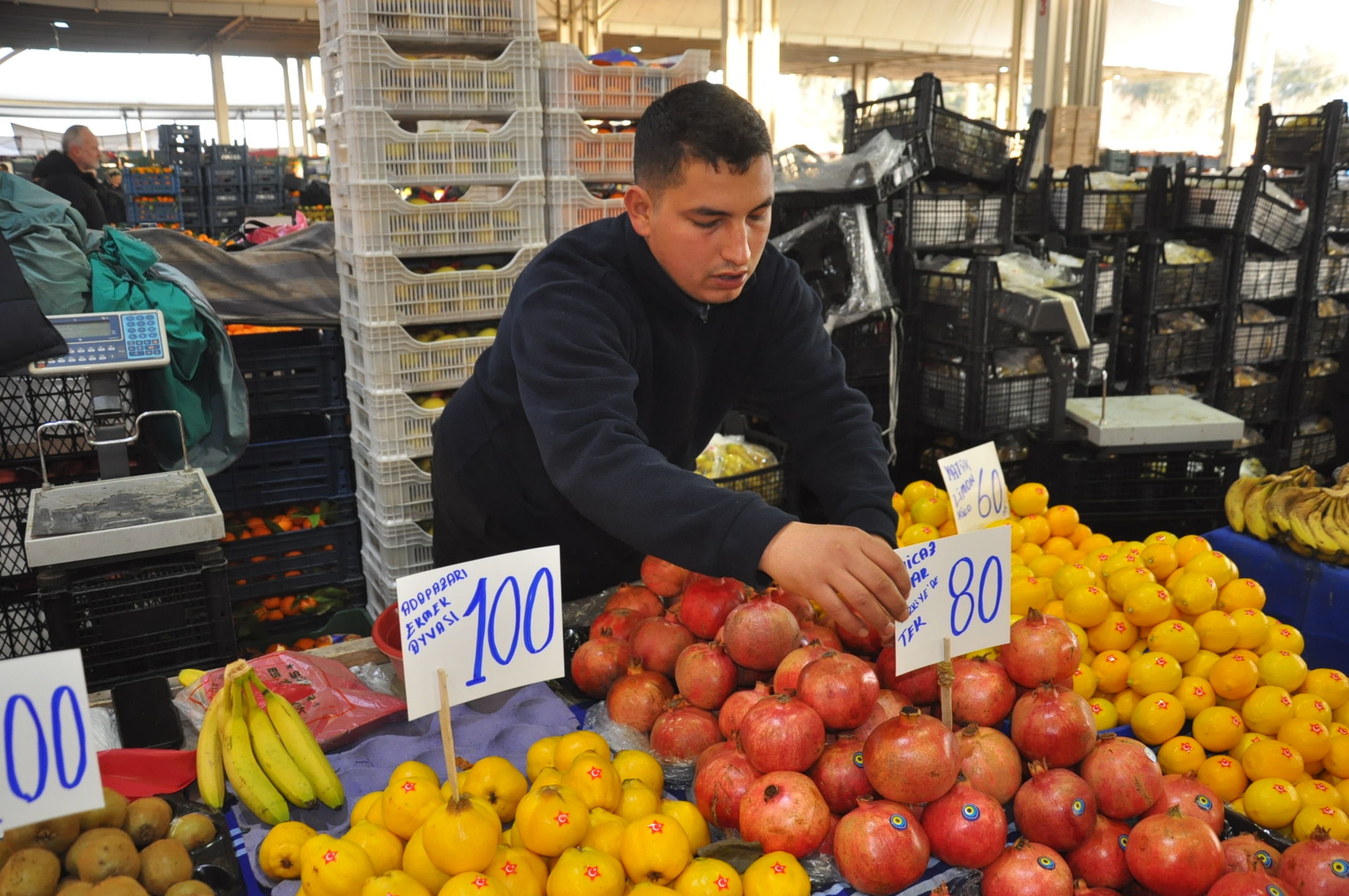 Salihli Icin Pazardaki Guncel Fiyatlar 7 Aralik Carsamba Pazarin En Palasi Cilek (2)