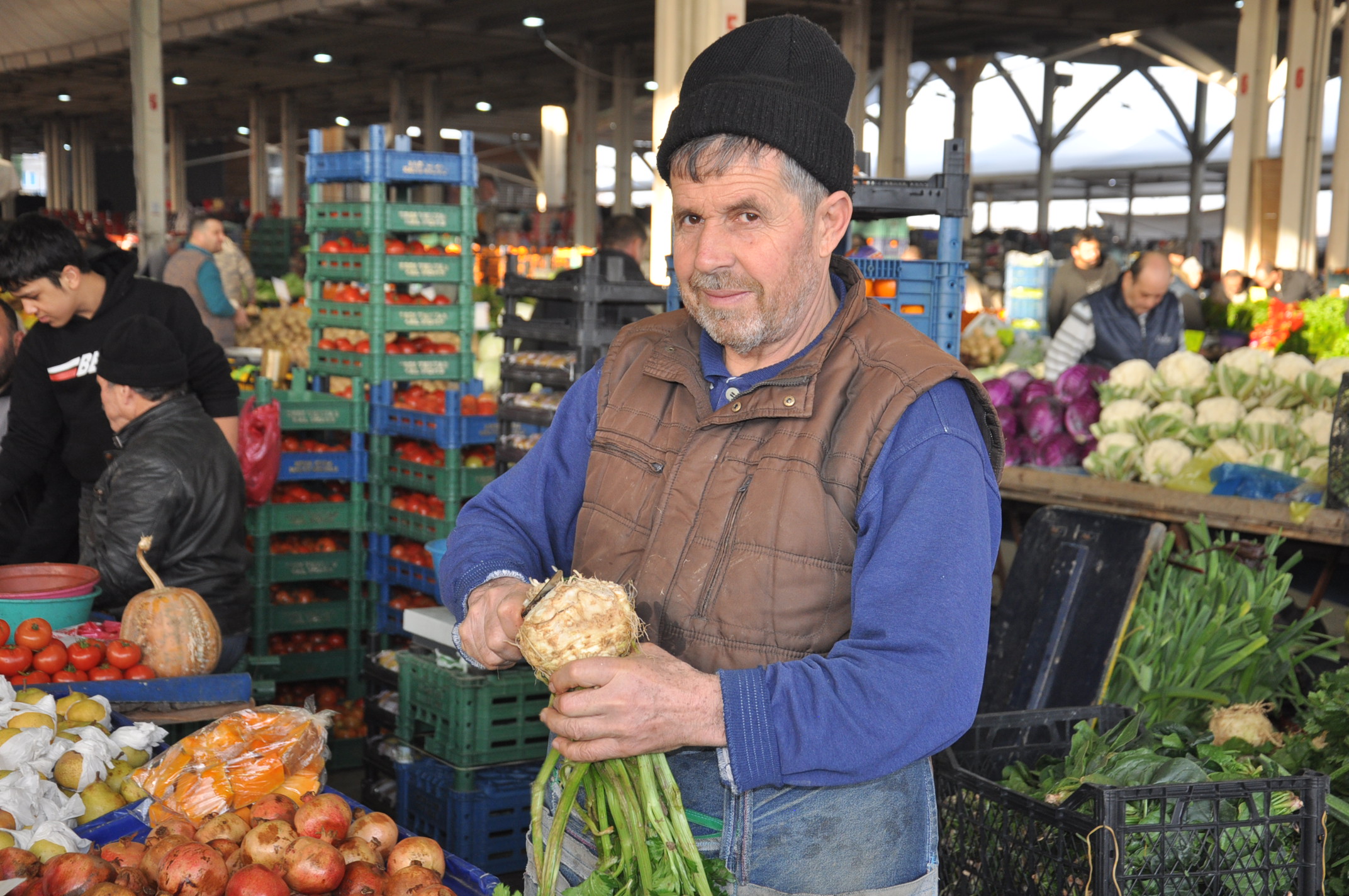 Salihli Icin Pazardaki Guncel Fiyatlar 7 Aralik Carsamba Pazarin En Palasi Cilek (8)
