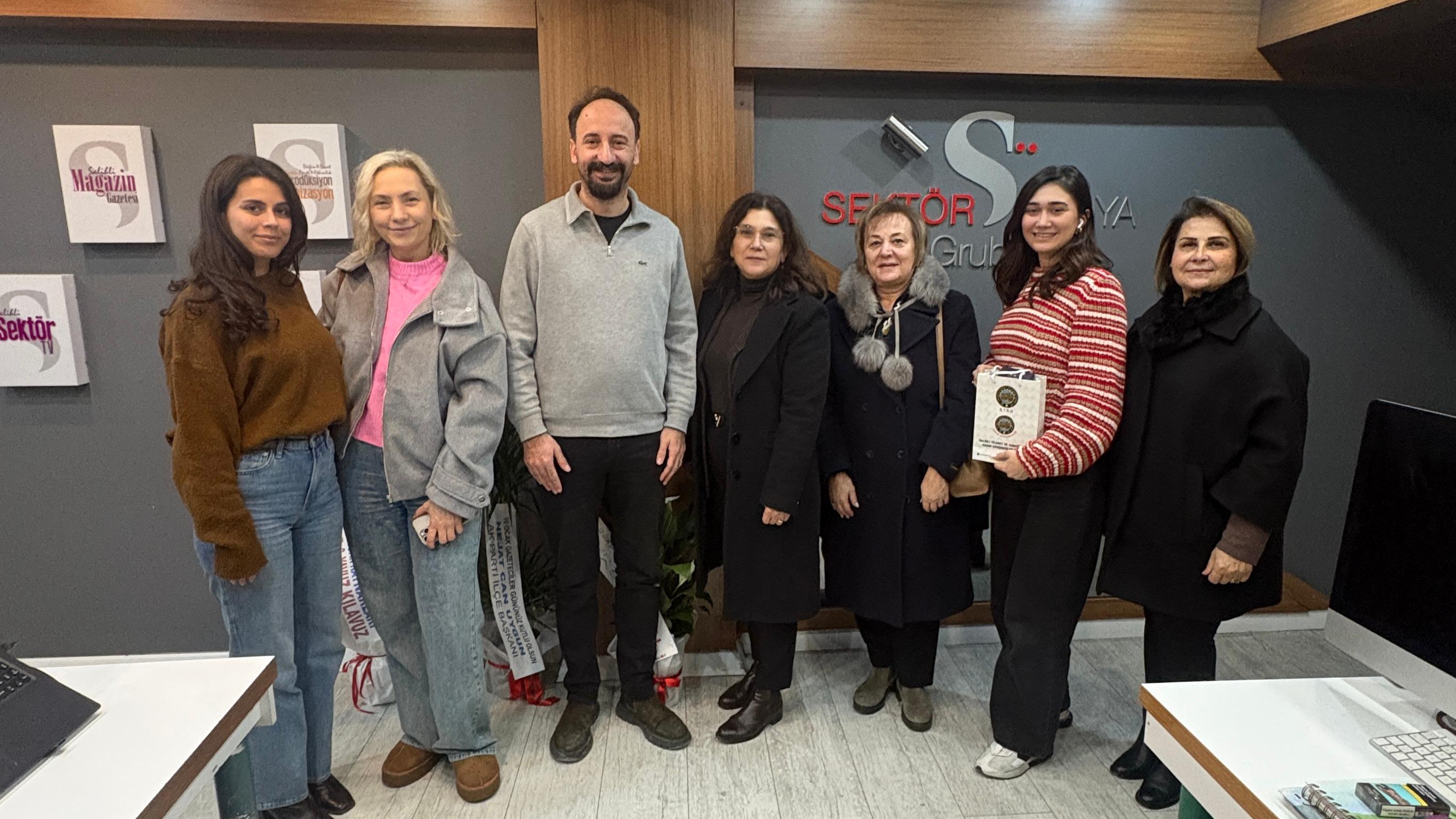Salihli Tso Kadın Girişimciler Kurulu’ndan Sektör Medya’ya Anlamlı Ziyaret (2)
