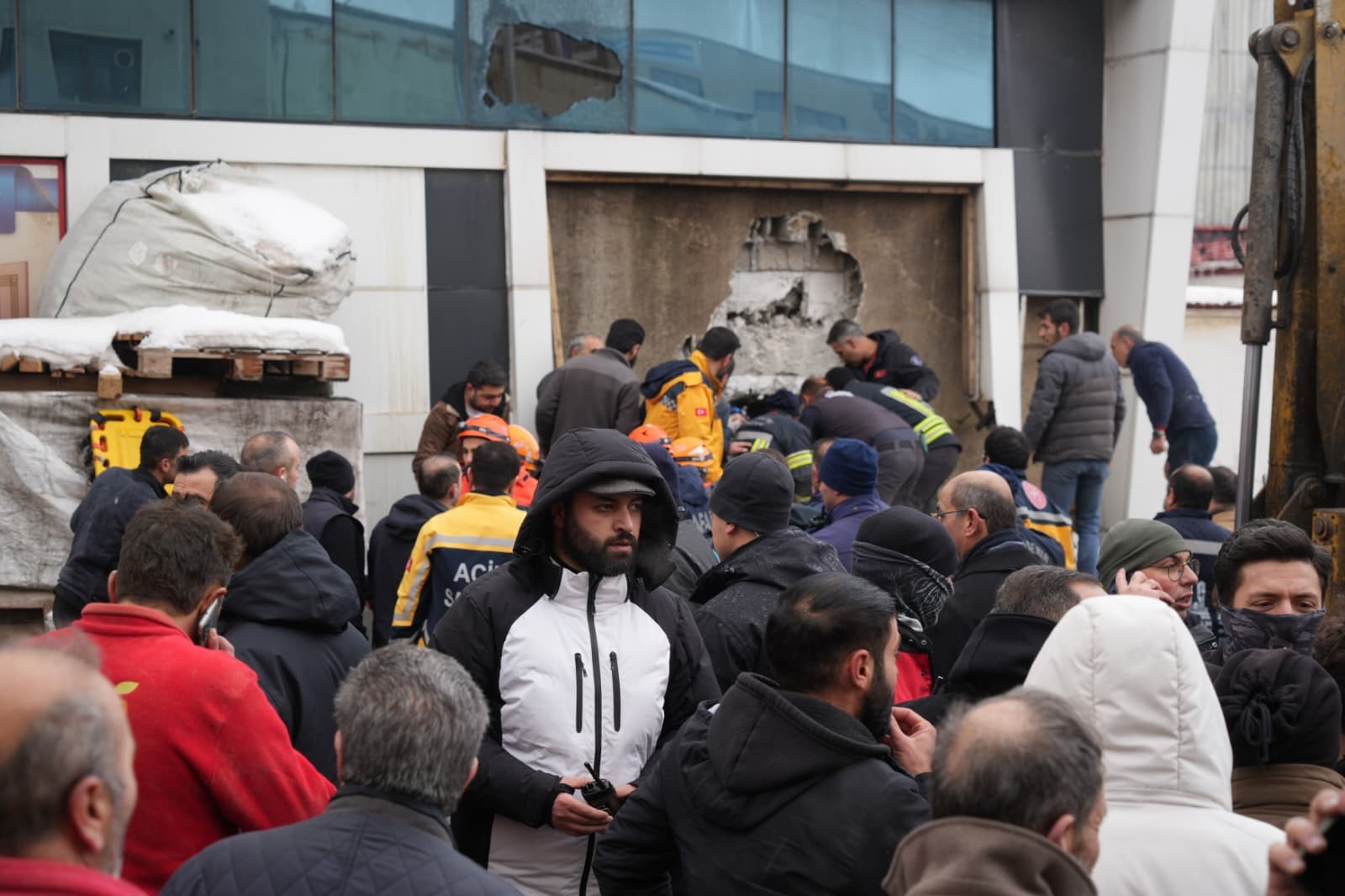 Sanayi Sitesi’nde Ölüm Getiren Patlama! Ölü Sayısı 2’Ye Yükseldi (2)-1