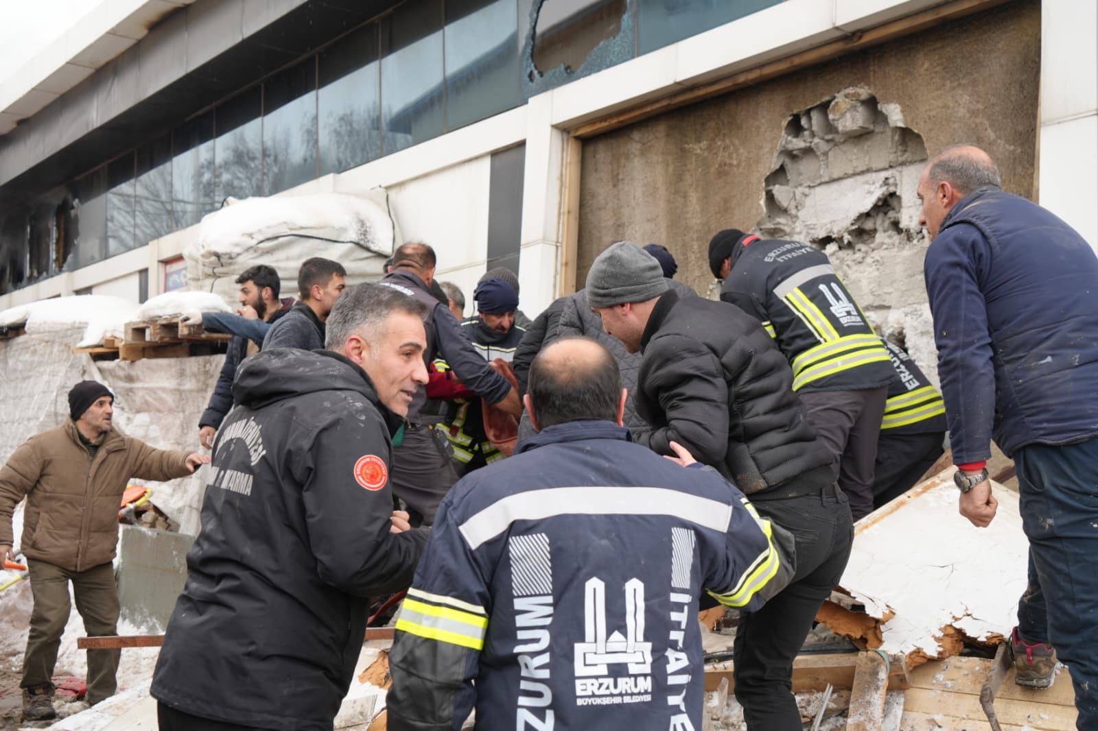 Sanayi Sitesi’nde Ölüm Getiren Patlama! Ölü Sayısı 2’Ye Yükseldi (3)