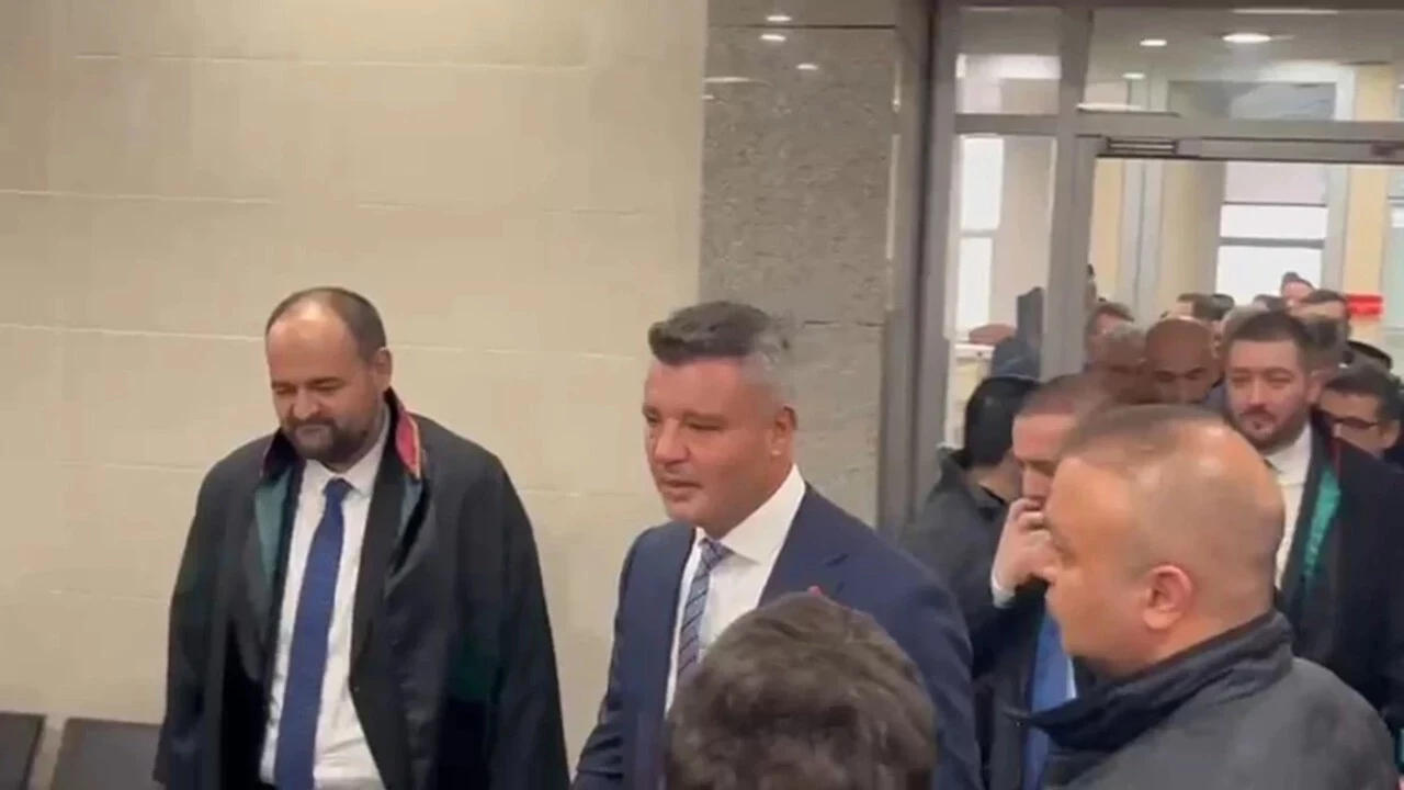 Sarandan Mahkemede Dikkat Ceken Savunma Biz Reklam Yerlestirmiyoruz (1)-1