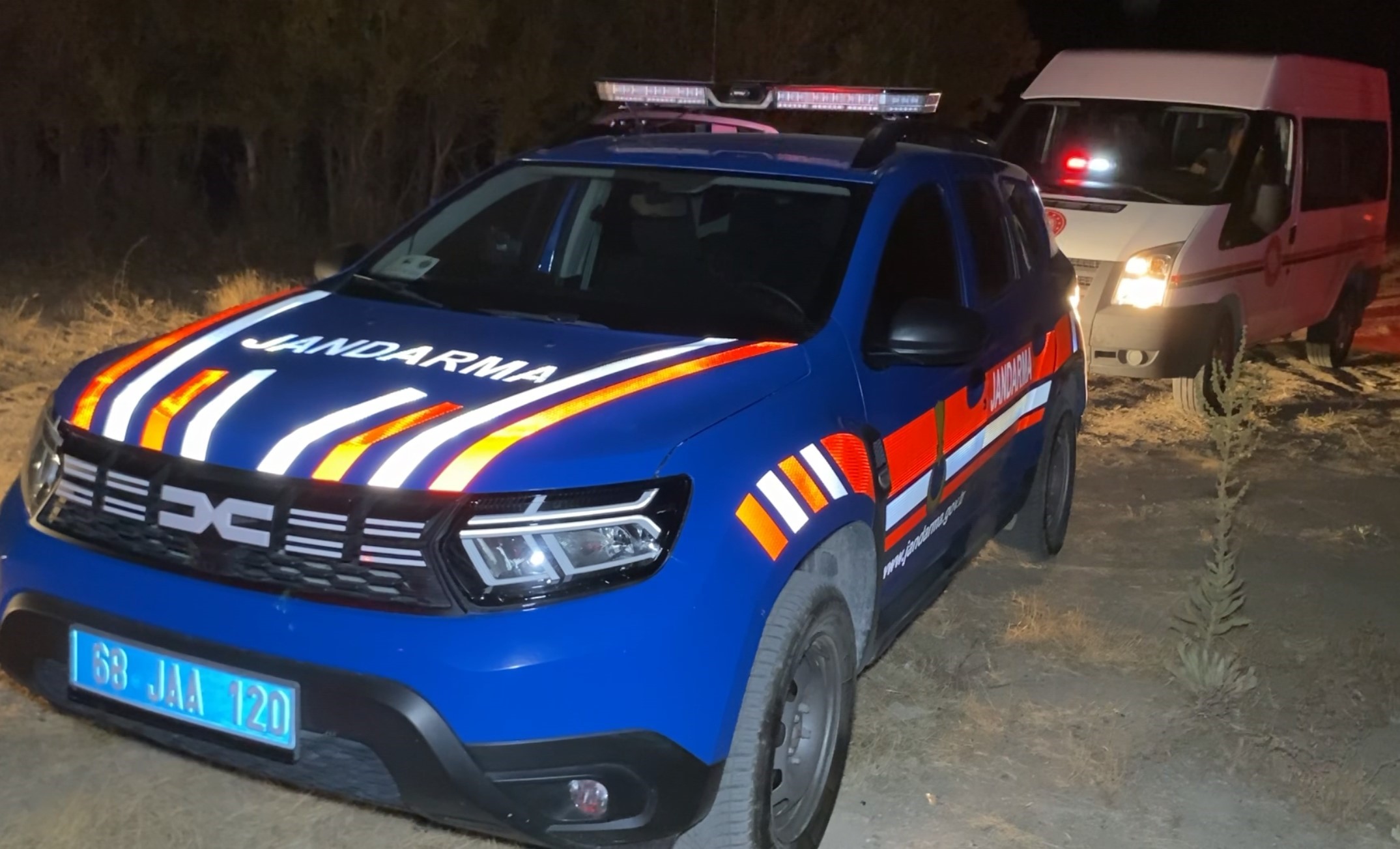 Şiddetli Rüzgâr Faciaya Dönüştü Restoranın Çatısı Uçtu, Sahibi Yaşamını Yitirdi (3)