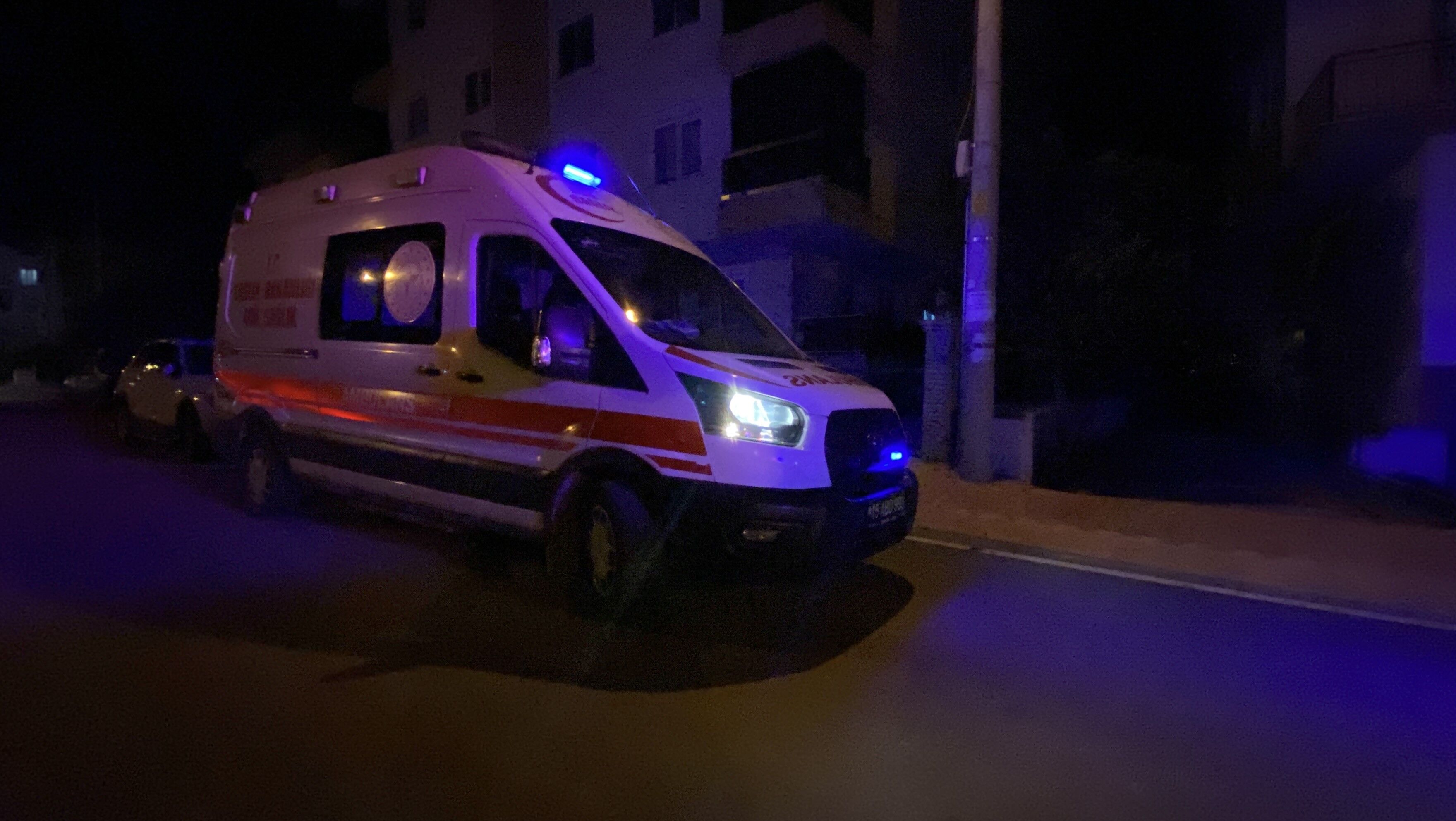 Şüpheli Sessizlik Acı Bitti Yaşlı Kadın Evinde Ölü Bulundu (3)