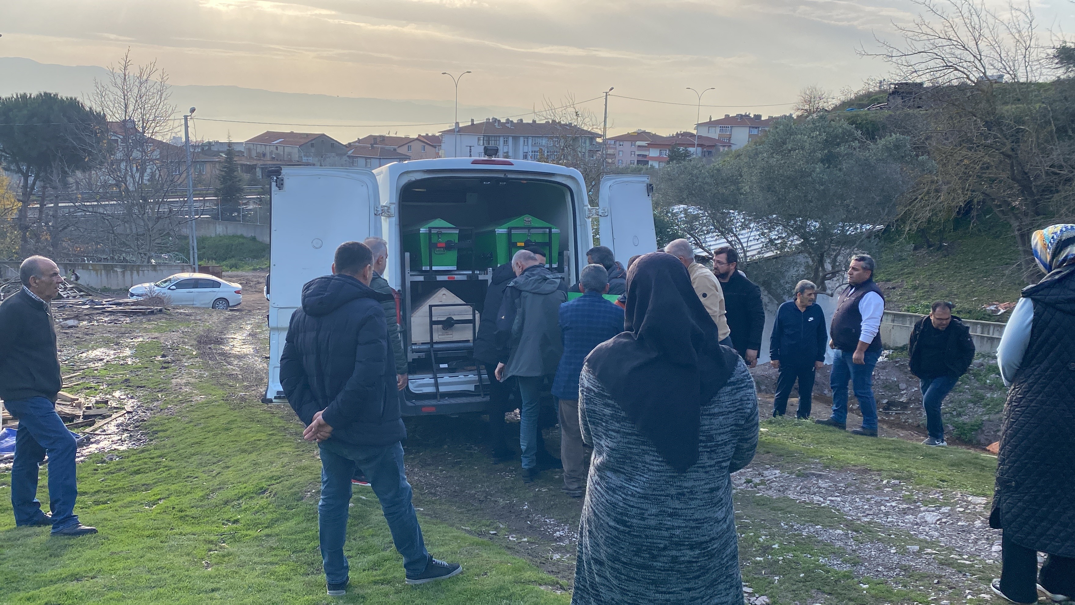Tavuklarina Yem Vermeye Gitti Geri Donemedi Bahcede Cansiz Bedeni Bulundu (2)