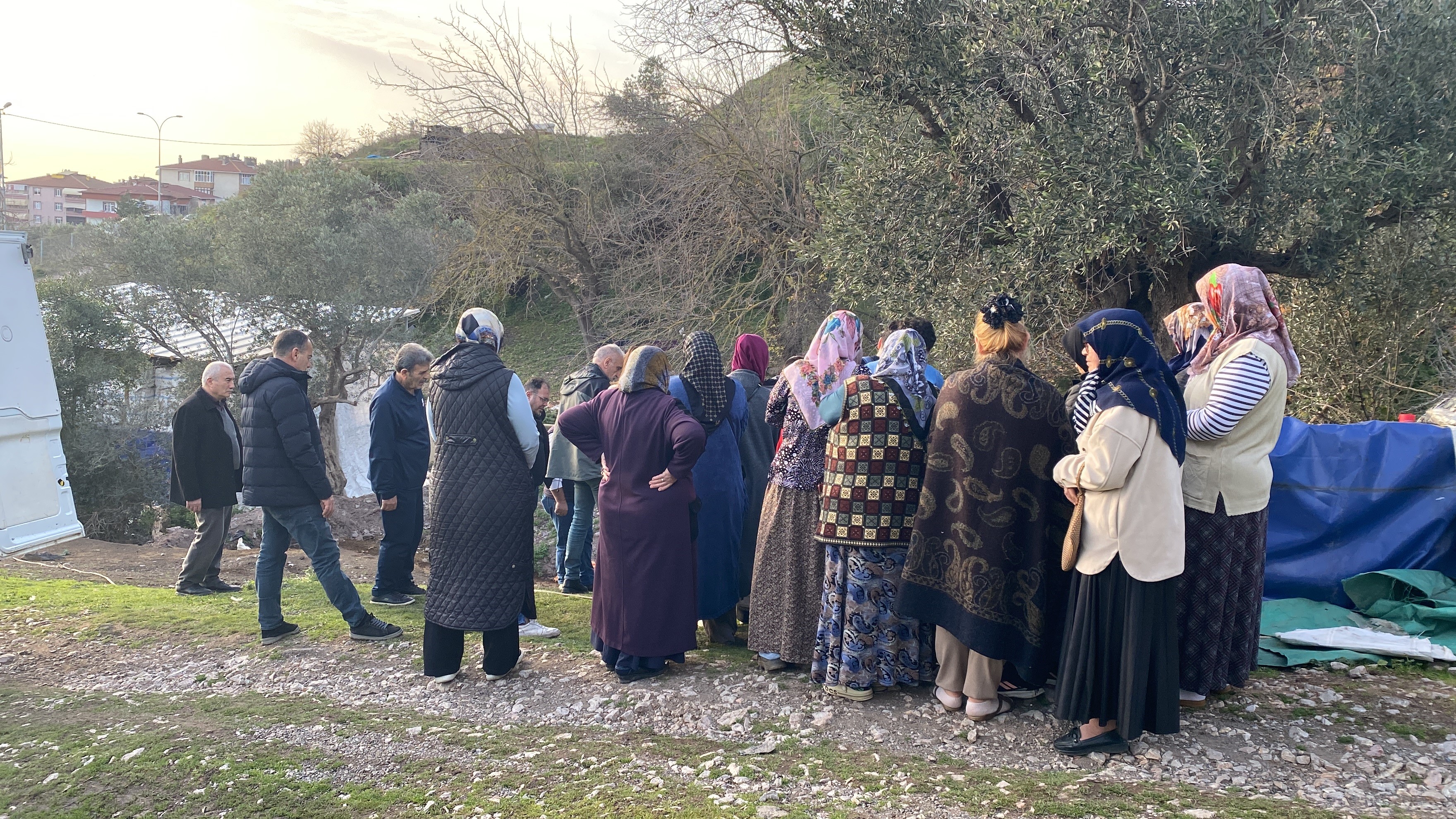 Tavuklarina Yem Vermeye Gitti Geri Donemedi Bahcede Cansiz Bedeni Bulundu (3)