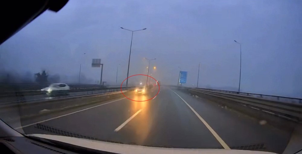 Ters Seritte Dehset Anlari Kafa Kafaya Carpisma Kamerada (6)