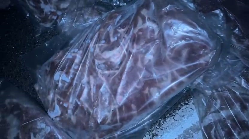 Tır Bariyerlere Çarpıp Devrildi Sürücü Kabin Altında Can Verdi (4)