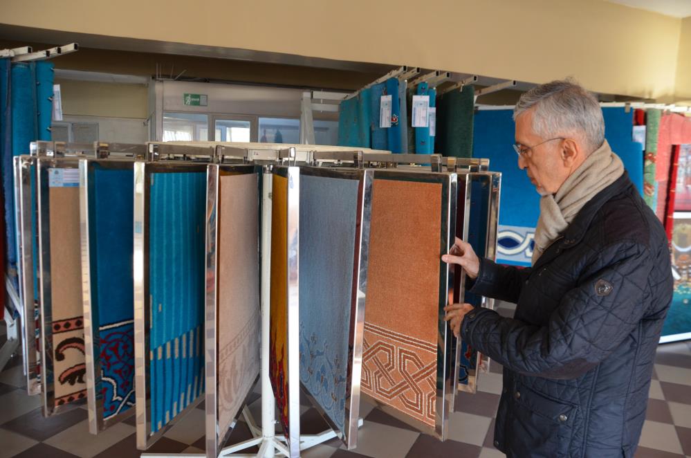 Tokyo Camiinin Yeni Halilari 26 Yil Sonra Yeniden Demircide Dokundu (1)-1