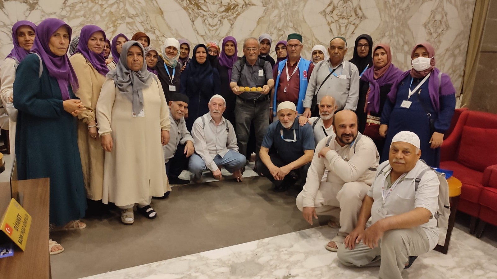 Tum Organlari Ters Yerlesmis Mehmet Amca Mekkede Iki Ozel Gunu Birden Kutladi (3)