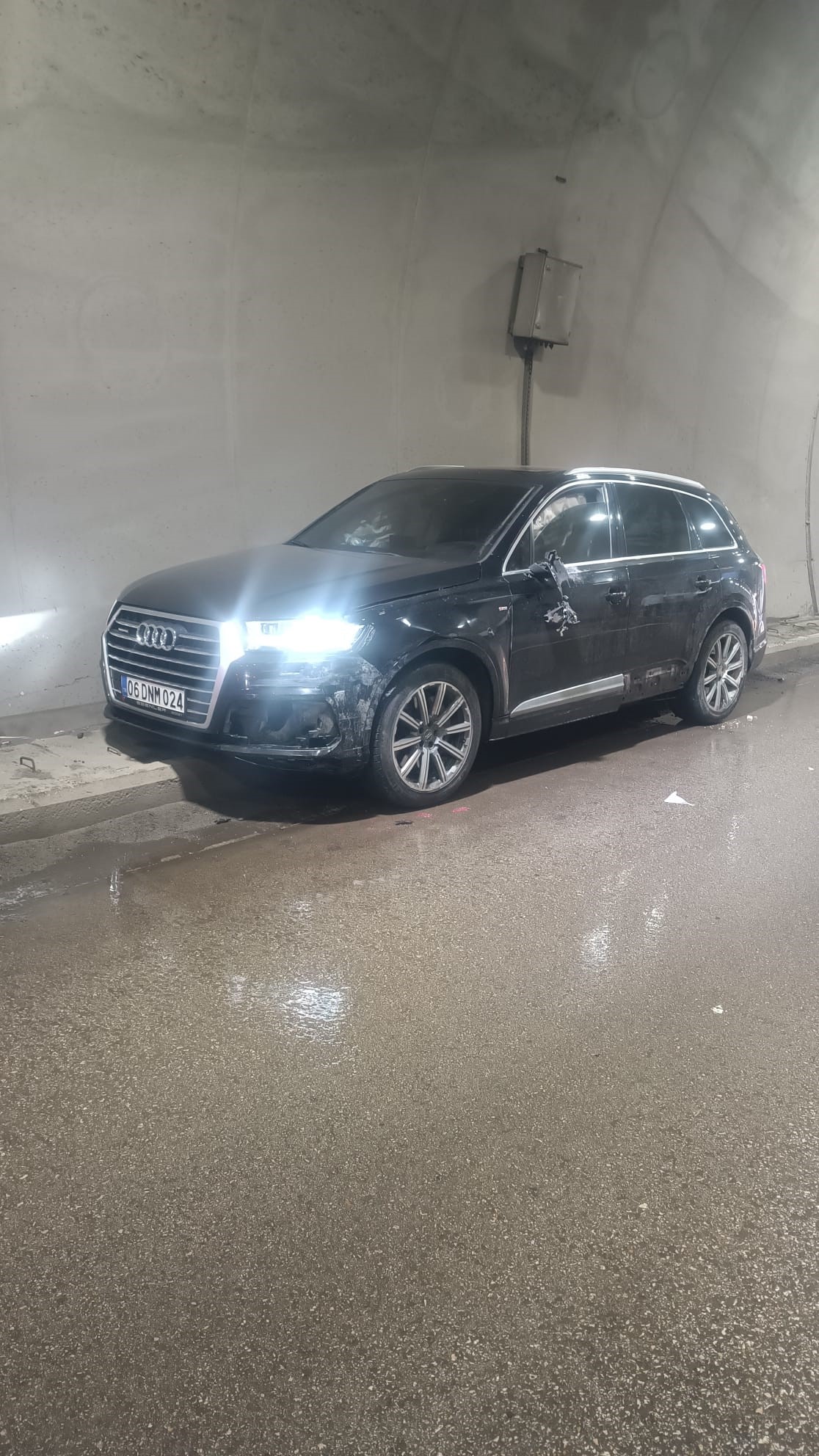 Tünelde Görüş Sıfıra Düştü, Araçlar Birbirine Girdi! Korkunç Kazada 1 Ölü, 8 Yaralı (2)