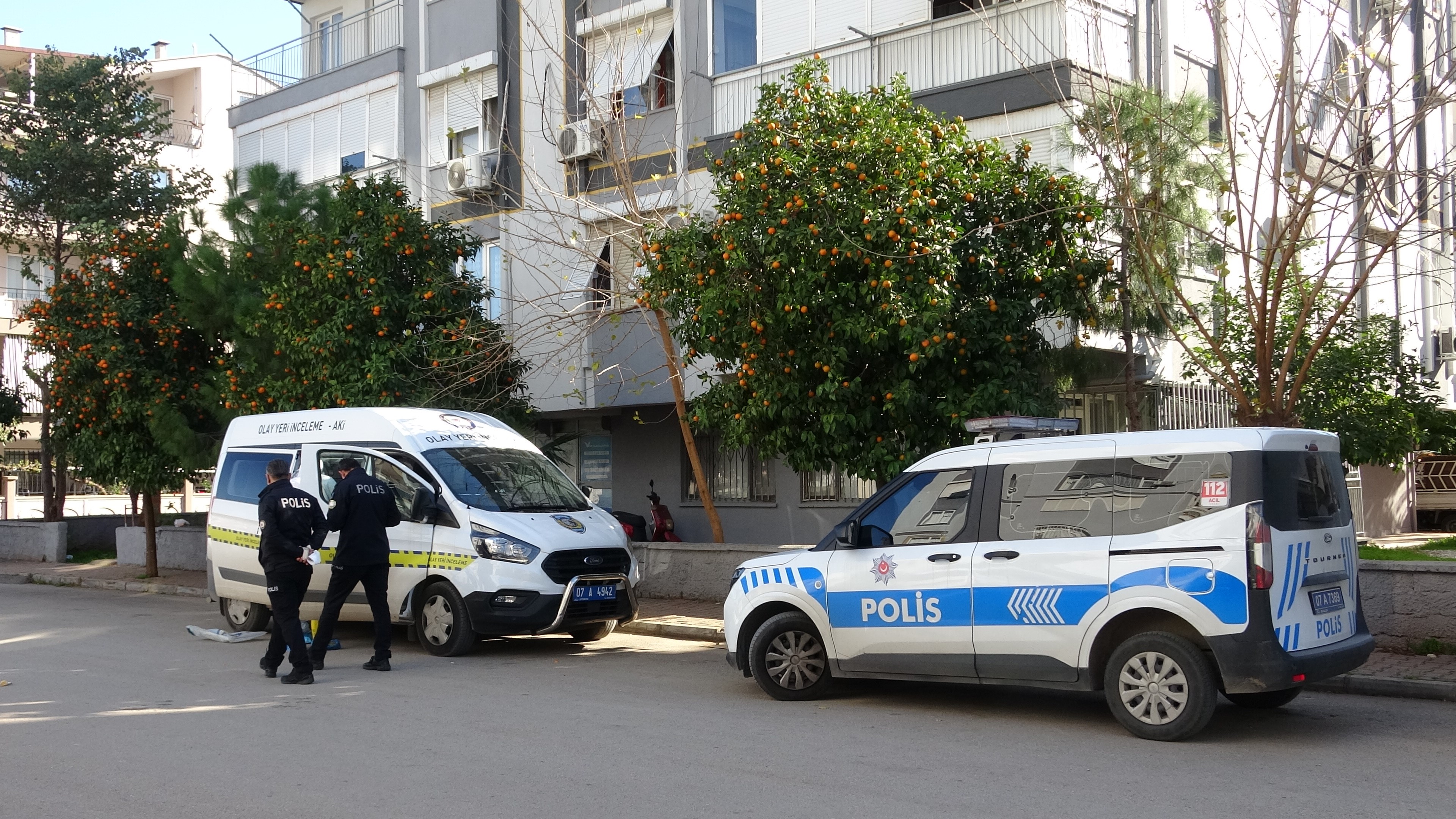 Ürküten Olay Cesedi Çürümeye Yüz Tutmuş Halde Bulundu (3)