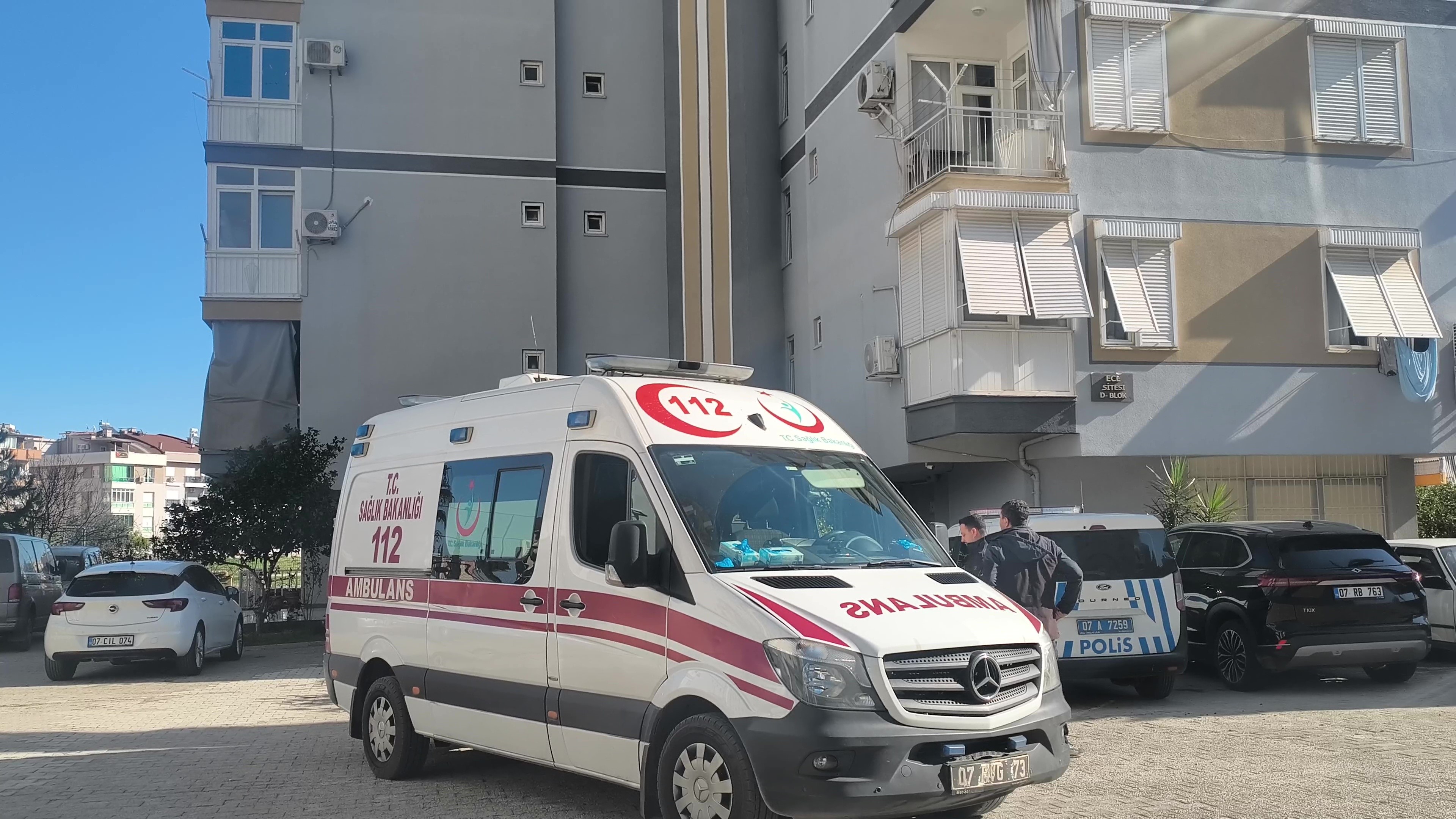 Ürküten Olay Cesedi Çürümeye Yüz Tutmuş Halde Bulundu (5)