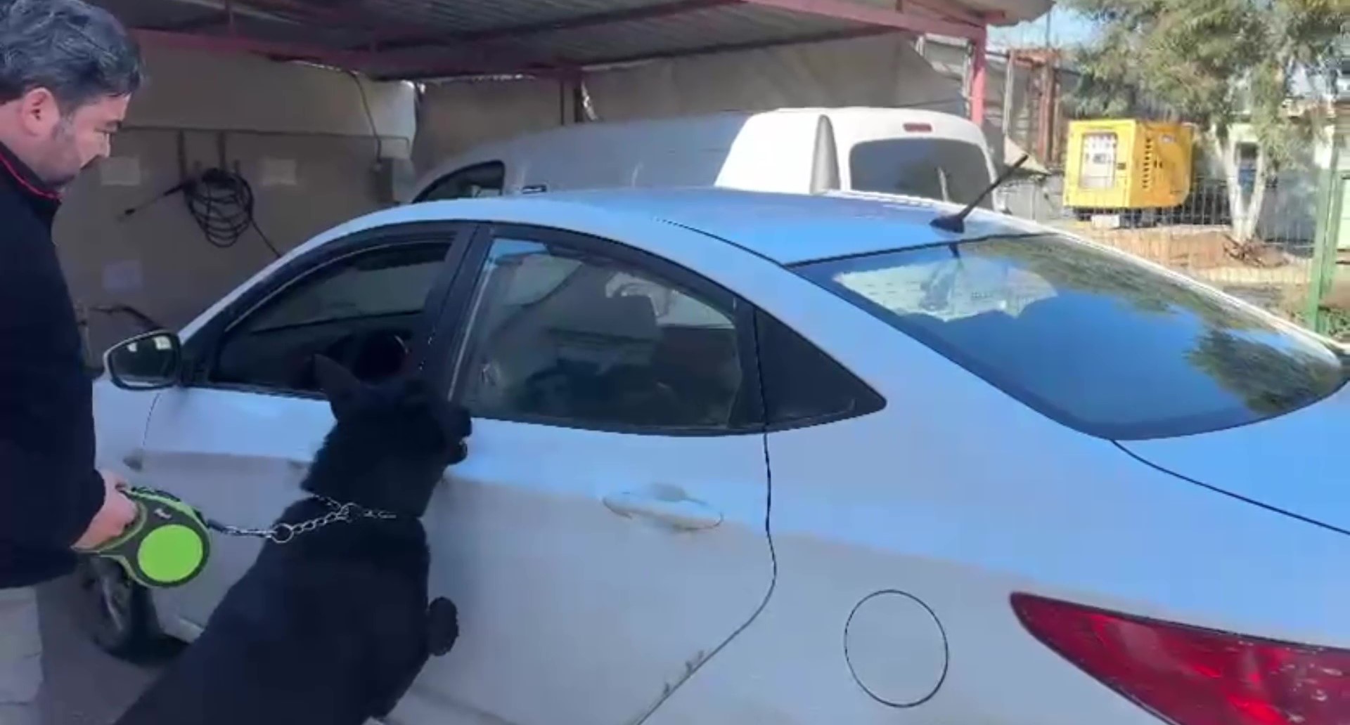 “Uyuşturucuyla Ilgim Yok” Dedi, Kapılardan Hap Çıktı (4)