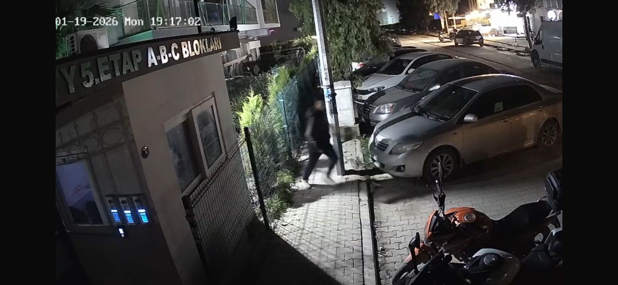 Uzaklaştırma Kararı Vardı, Pusu Kurup Öldürdü Eski Sevgilinin Kurşun Yağmuru Kamerada (4)