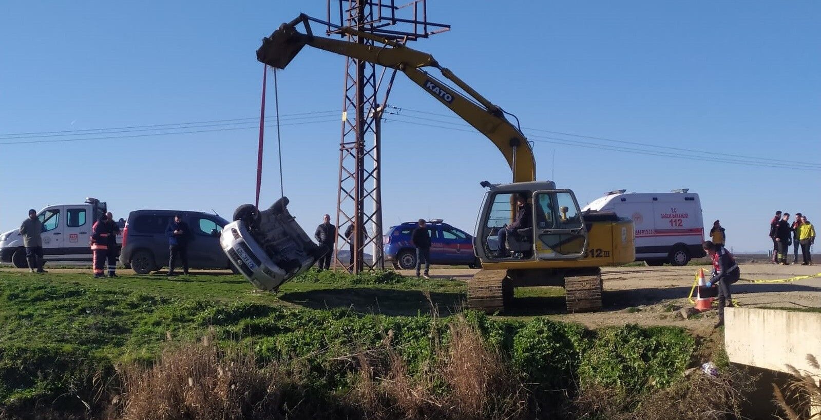 Virajı Alamadı, Sulama Kanalına Düştü 34 Yaşındaki Sürücü Öldü (4)